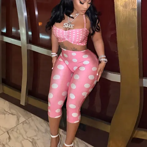 【Black Friday】Women's Polka Dot Three-Piece Matching Set, Crop Halter Top, Headband & Capri Pants, Fashionable Versatile Outfit for Music Festivals, Travel & Shopping