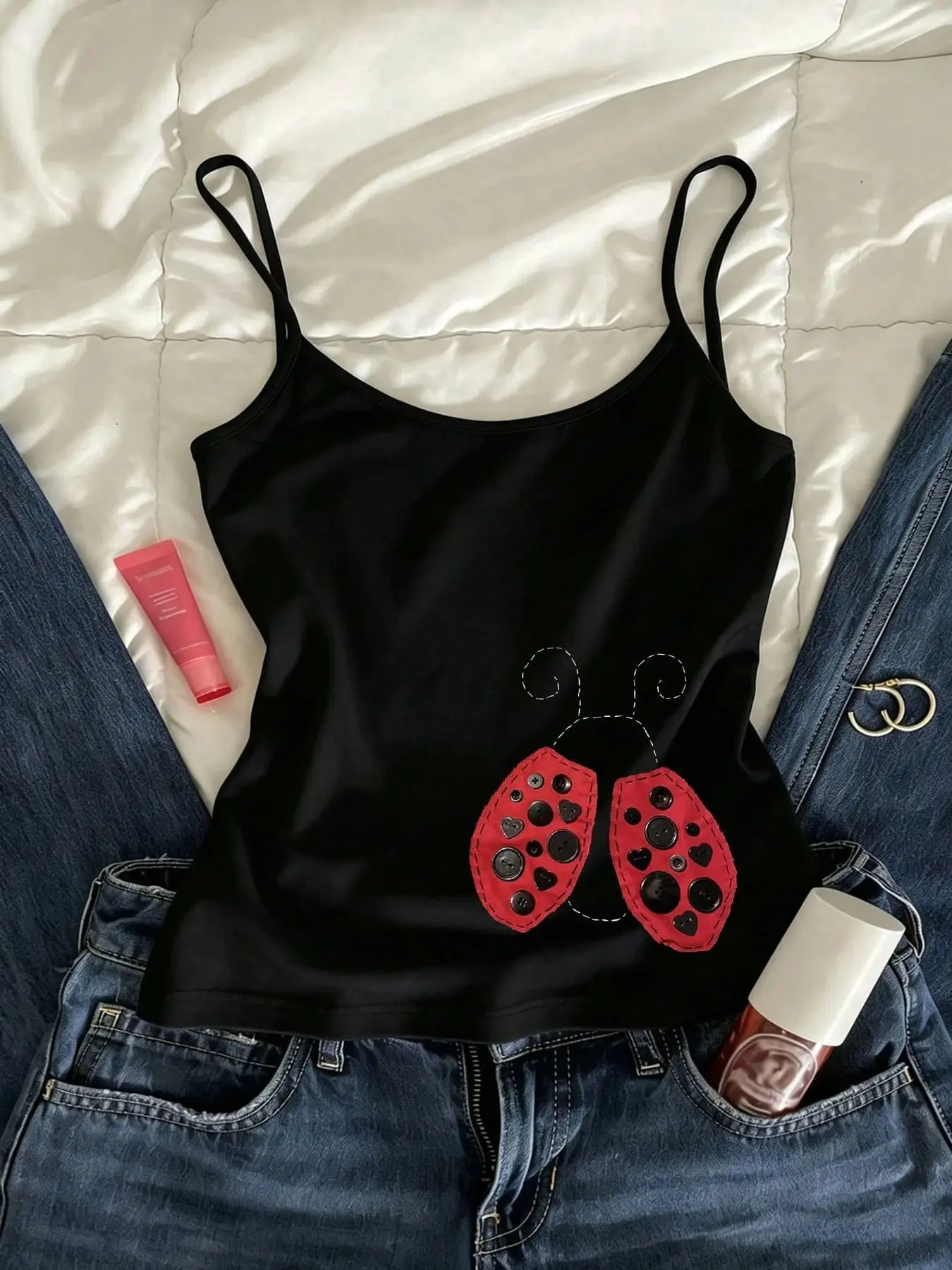 Women's Spaghetti Strap Tank Top, Slim Basic Style With Button Decorated Ladybug Print, Suitable For Y2K Style, Vacation Outfits And Summer Streetwear
