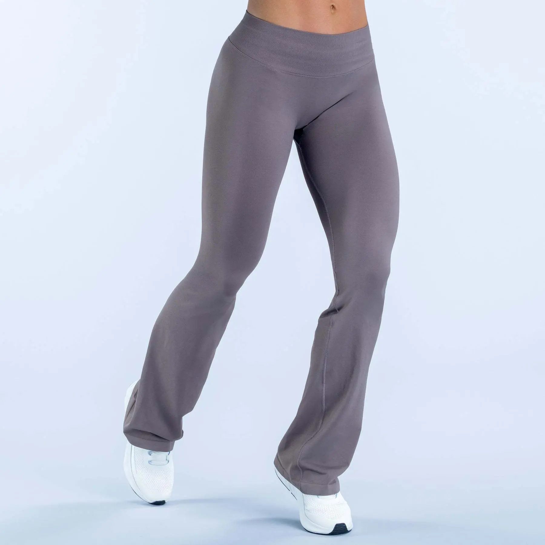 DFYNE Women's Seamless Flat Waistband Flare Yoga Pants High Waisted Flared Workout Leggings
