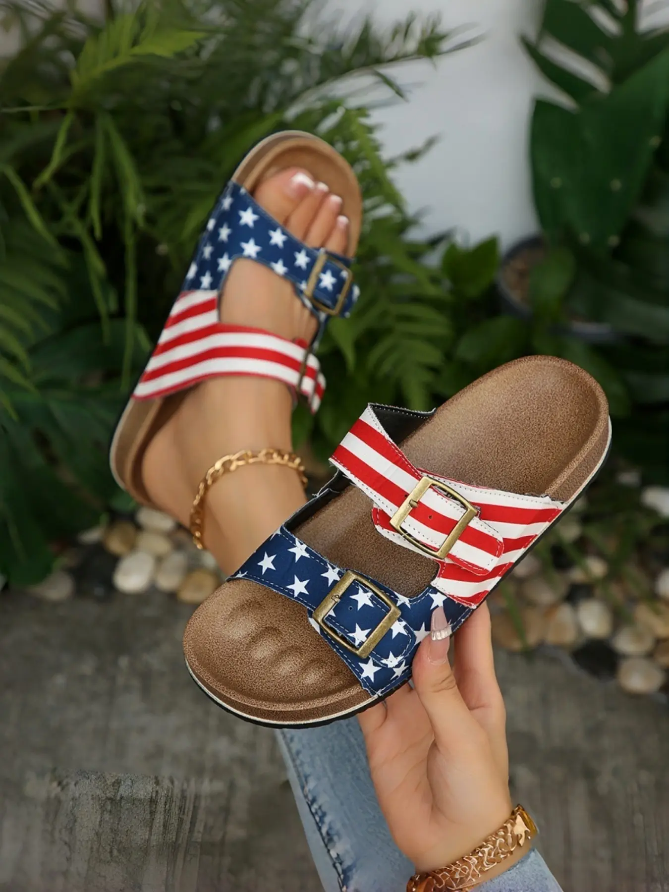 Women's Independence Day 250th Anniversary Themed American Flag Style Lightweight Non-Slip Summer Beach Sandals, Breathable Comfortable Slippers