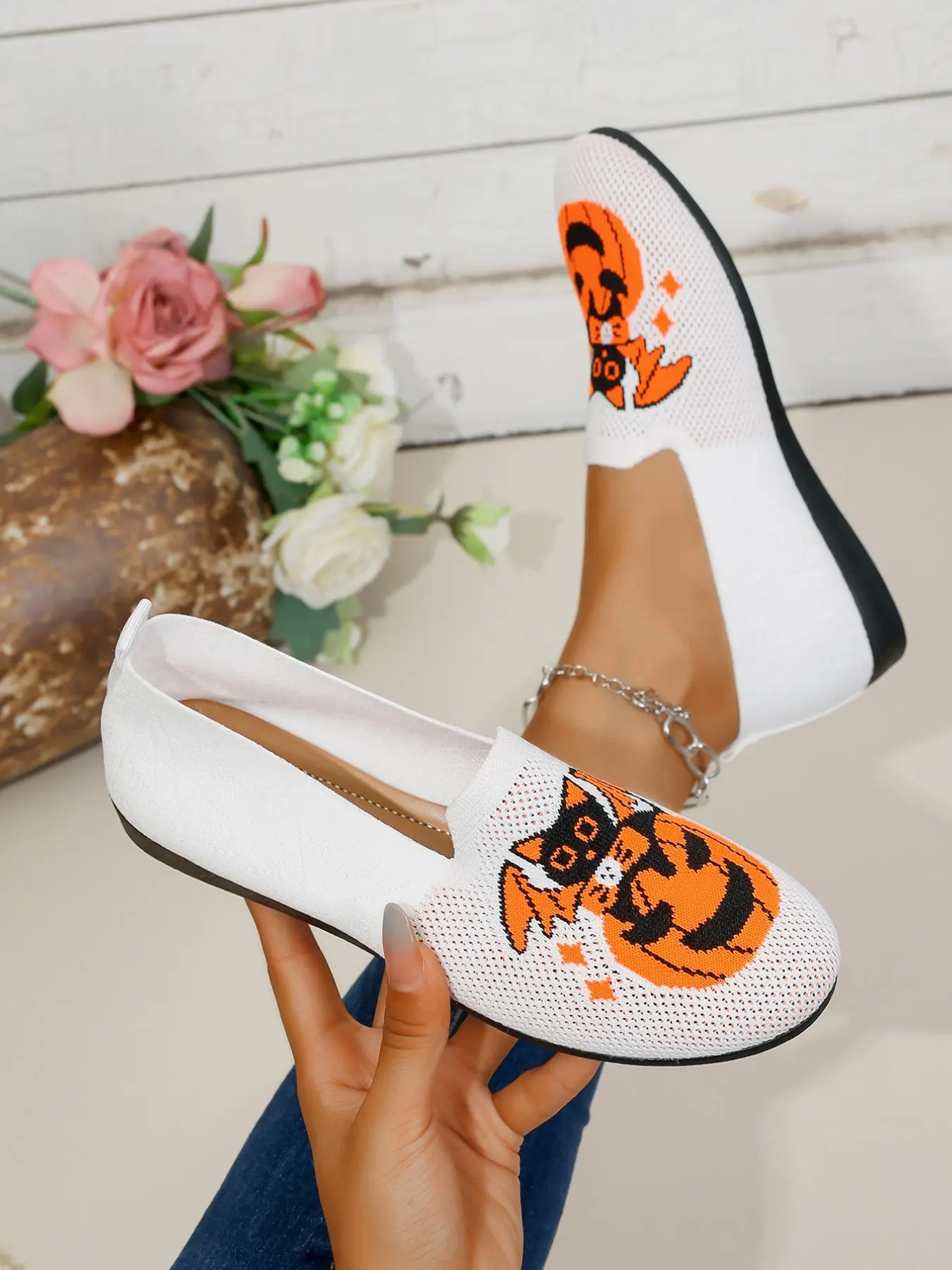 New Halloween Pumpkin Cat Jacquard Flyknit Loafers for Women, Round Toe, Breathable, Slip-On, Comfortable, Fashionable, Versatile Shoes