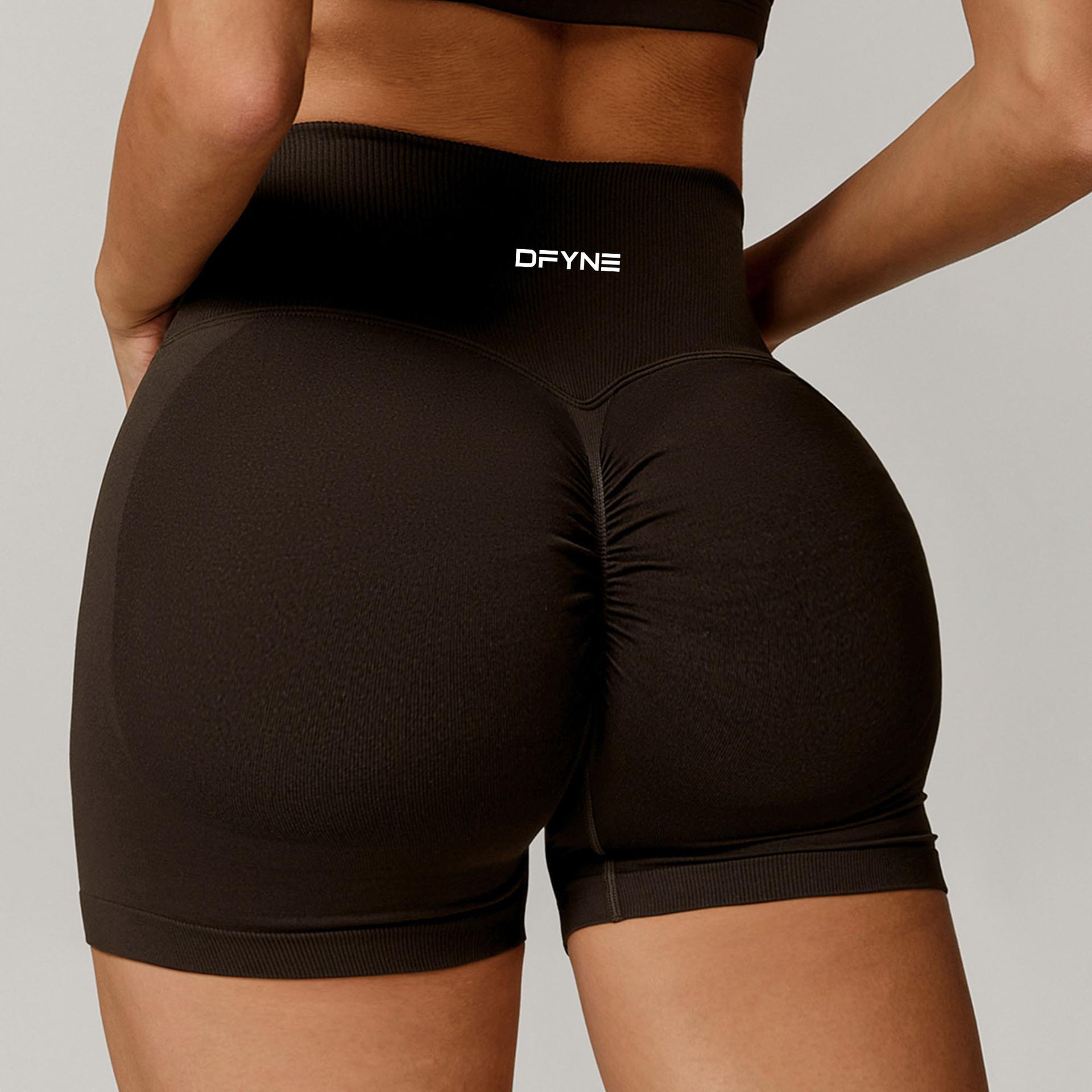 DFYNE Women's Three-Point Fitness Shorts, Peach-Shaped Hip-Lifting Yoga Pants, Seamless Breathable High-Waisted Style, Visually Lengthens Leg Proportions