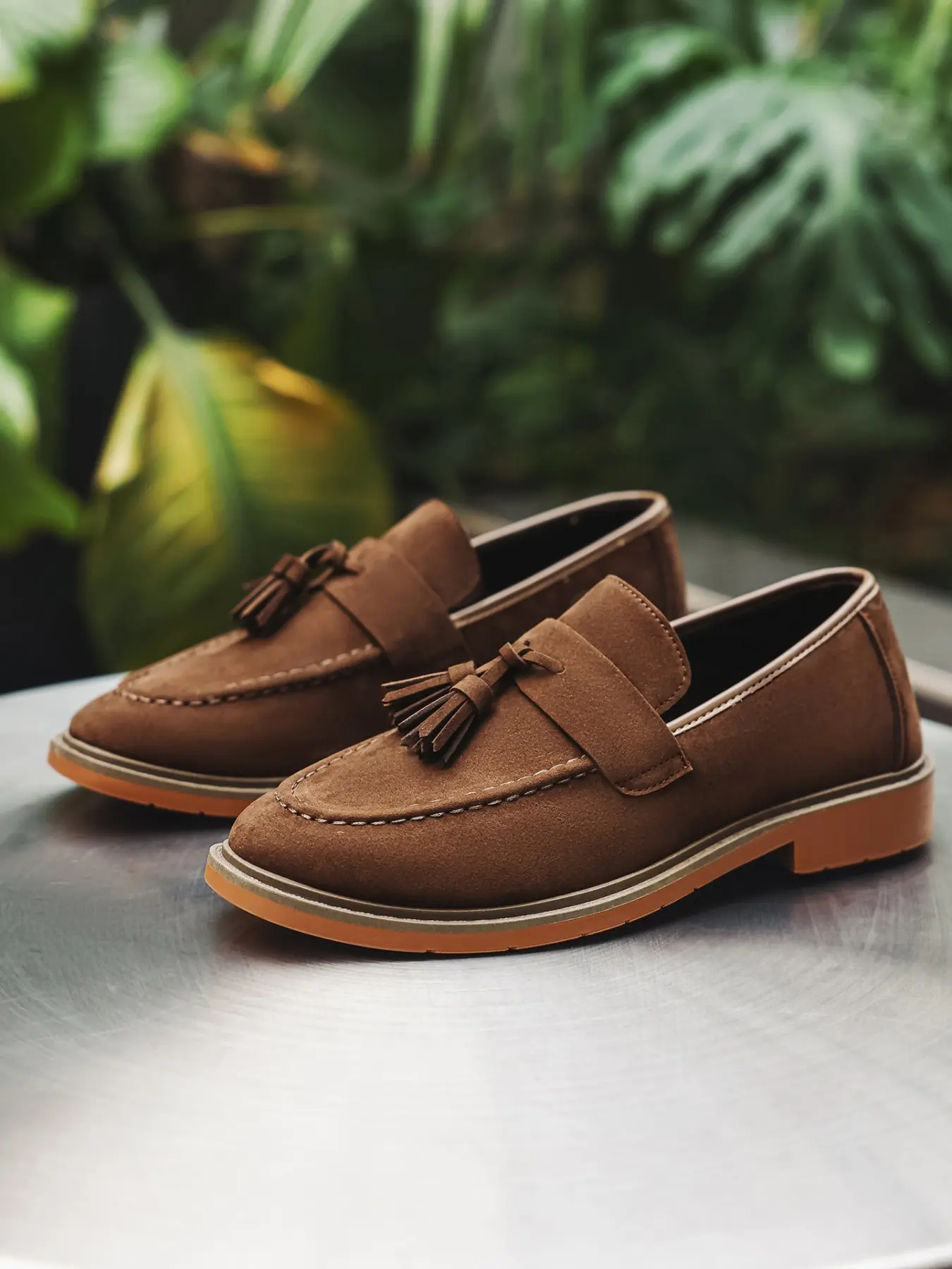 Men’s Suede Tassel Loafers Slip On Casual Dress Shoes, Soft Comfort Low Block Heel Walking Flats, Non Slip Rubber Outsole Vintage Business Footwear, Lightweight Daily Footwear for Commuting Dating Outdoor Daily Occasions