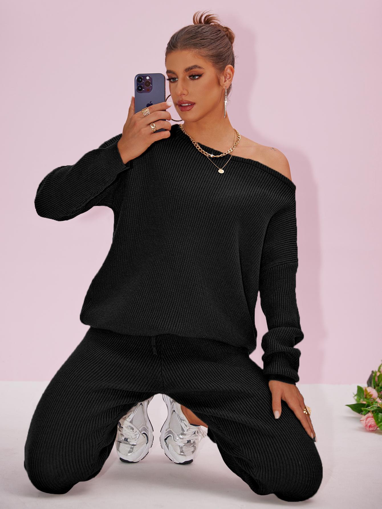 [US shipping]Joyfunear  Crew Neck Top - Minimalist Product with Crew Neck Attribute