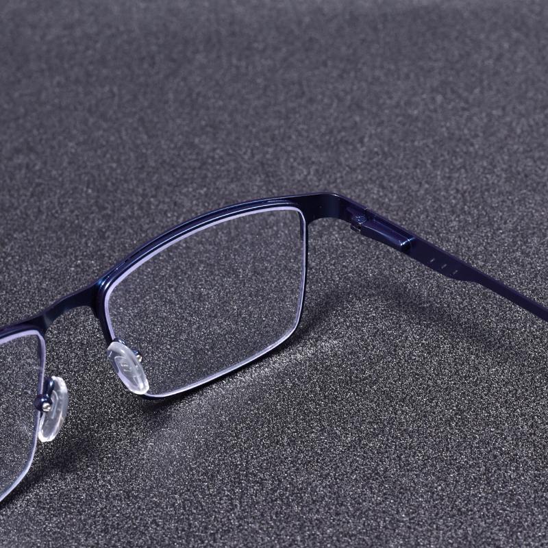 Men's Metal Frame Reading Glasses, Anti-Blue Light HD Lenses, Classic Square Stylish Eyewear, Durable Lightweight Presbyopic Glasses +1.0 to +4.0 for Daily Reading & Screen Use