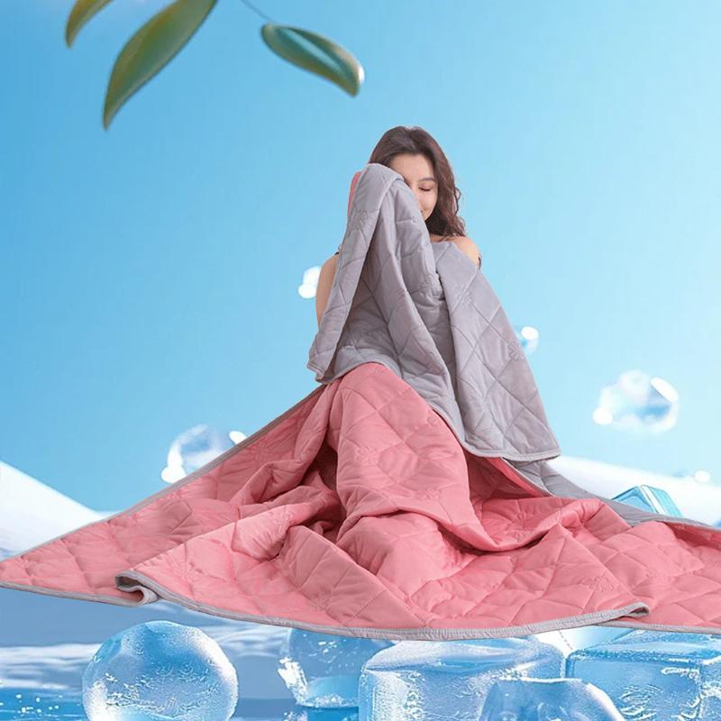 1 count Cooling Summer Blanket, Soft Breathable Bedding, Lightweight Throw for Living Room, Ideal for Hot Weather Sleep,