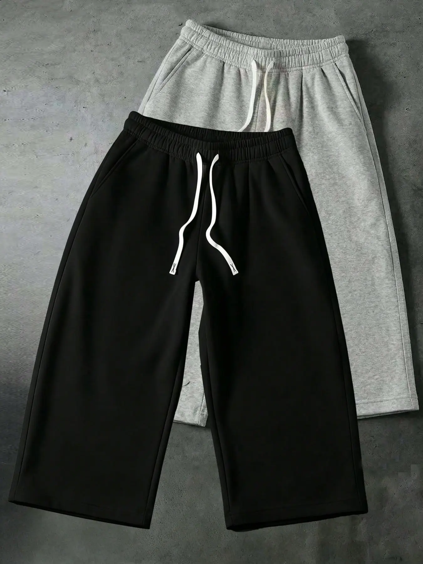 Two Pairs of Men's Casual Solid Color Wide-Leg Cropped Athletic Shorts, Minimalist Street Style Drawstring Loose Cropped Sweatpants, Suitable for Casual Everyday Wear and Skateboarding, Casual Capri Shorts