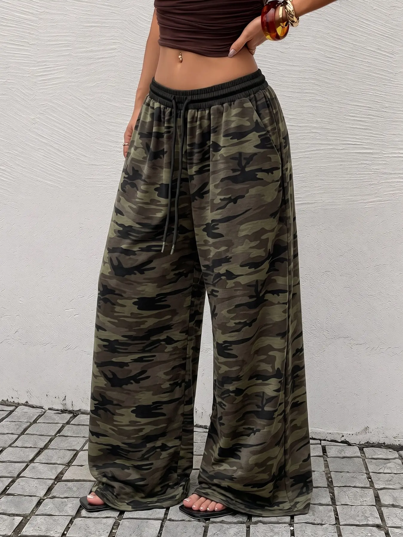 Women's Camo Wide‑Leg Sweatpants, Elastic Drawstring High‑Waist, Camouflage Print, Loose Draping Casual Long Trousers with Pockets, Street‑Style Bottoms
