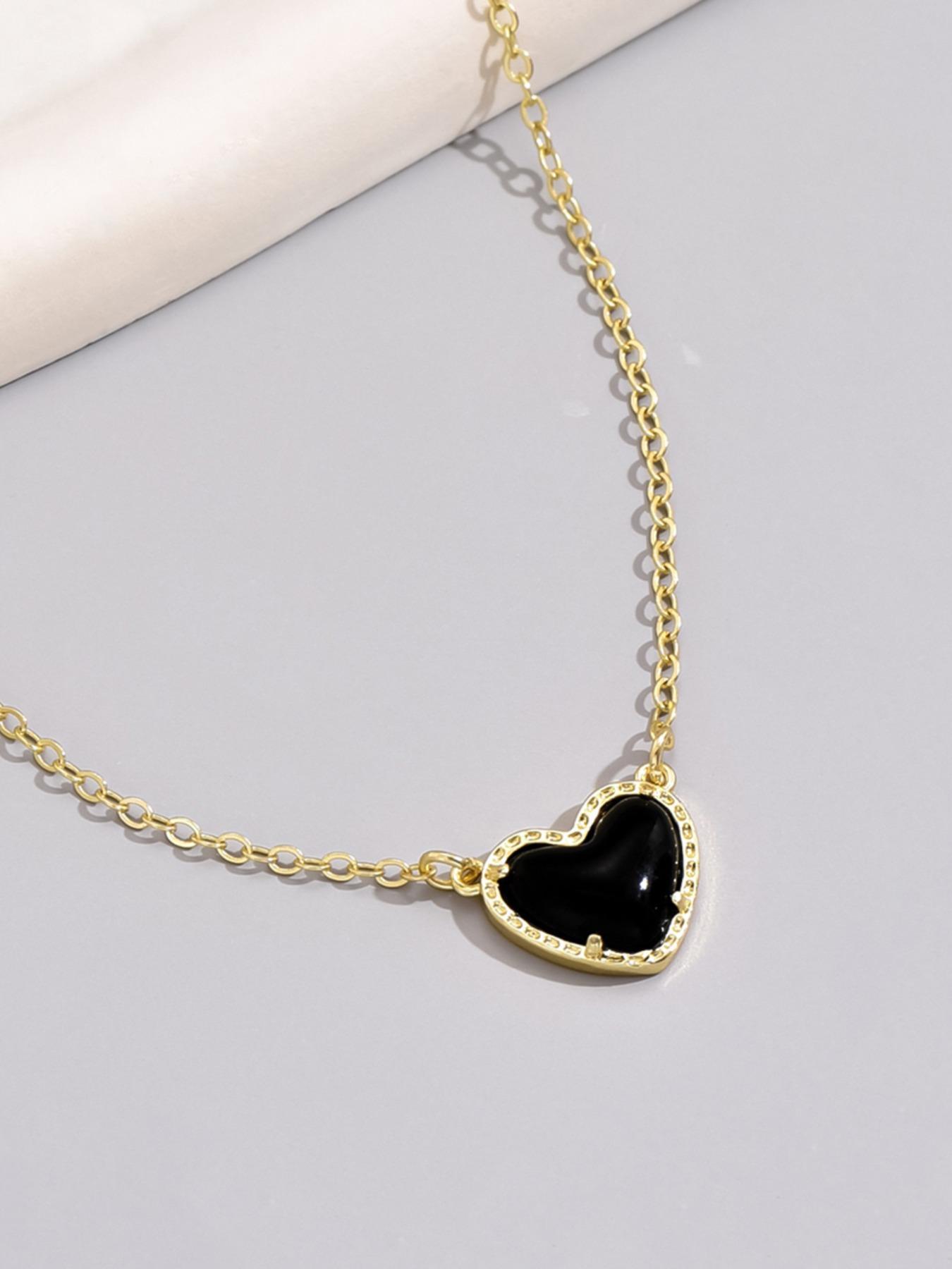 Simple Love Heart Shaped Matching Pendant Necklace for Women for Gift, Heart Charm Necklace, Stainless Steel Jewelry, Casual Streetwear Accessory As Gift for My Girlfriend, I Love My Girlfriend, Valentine's Day, Gift