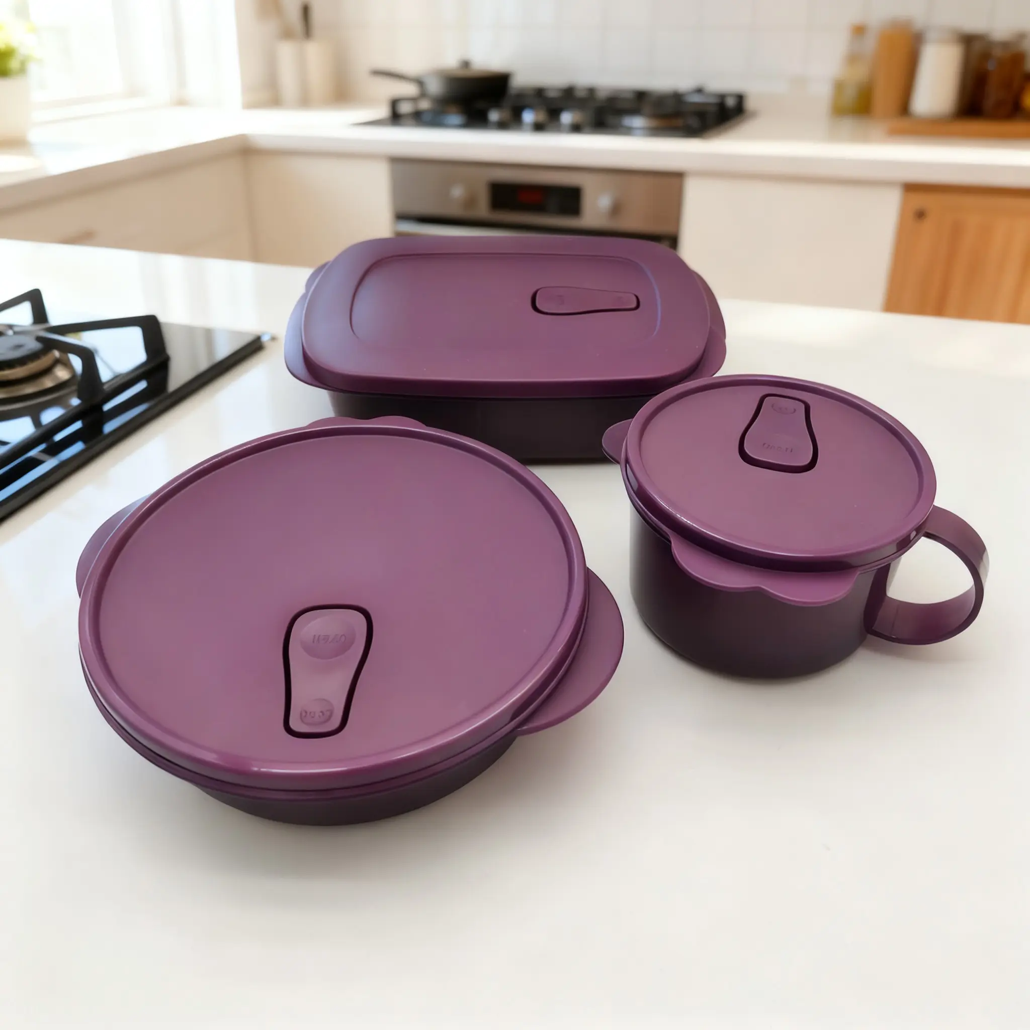Three-Piece Lunch Box Set, Bento Box with Dividers, Microwave Safe Bowl with Heat-Resistant Handle, Easy to Clean, Ideal for Work and School