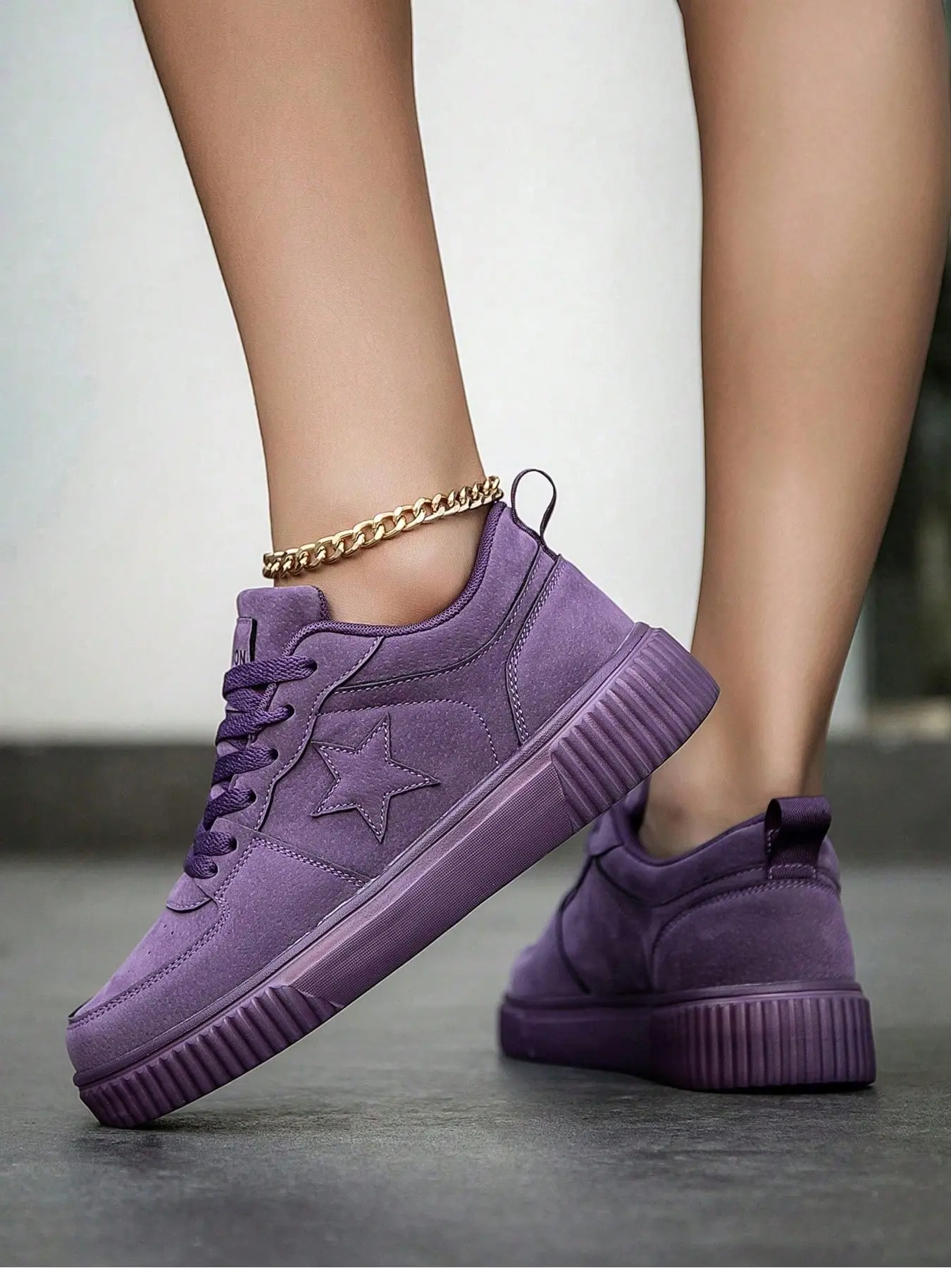 Star Women's Sneakers, Height-Boosting Lace-Up Casual Skate Shoes, Versatile Trendy Board Shoes, Comfortable and Stylish