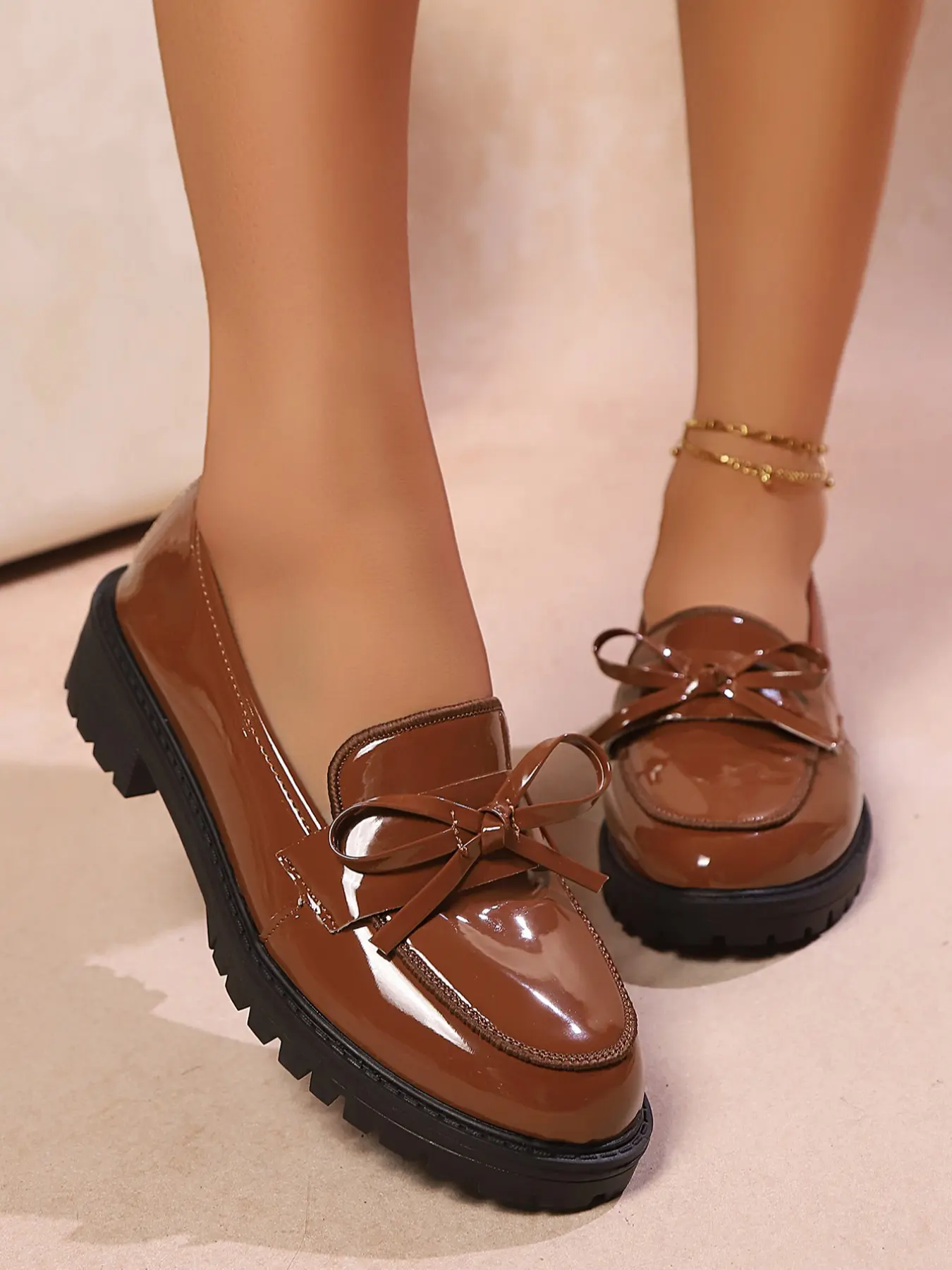 Women's Bowknot Loafers, Casual Slip-On Shoes, Thick Sole Design, British Style, All-Seasons, Anti-Slip, Perfect for Daily Commute and Shopping