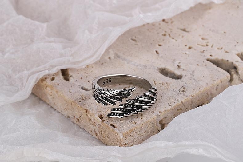Vintage Distressed Feather Ring |   Thai Silver Wing Design |   Minimalist & Trendy Statement Ring for Women