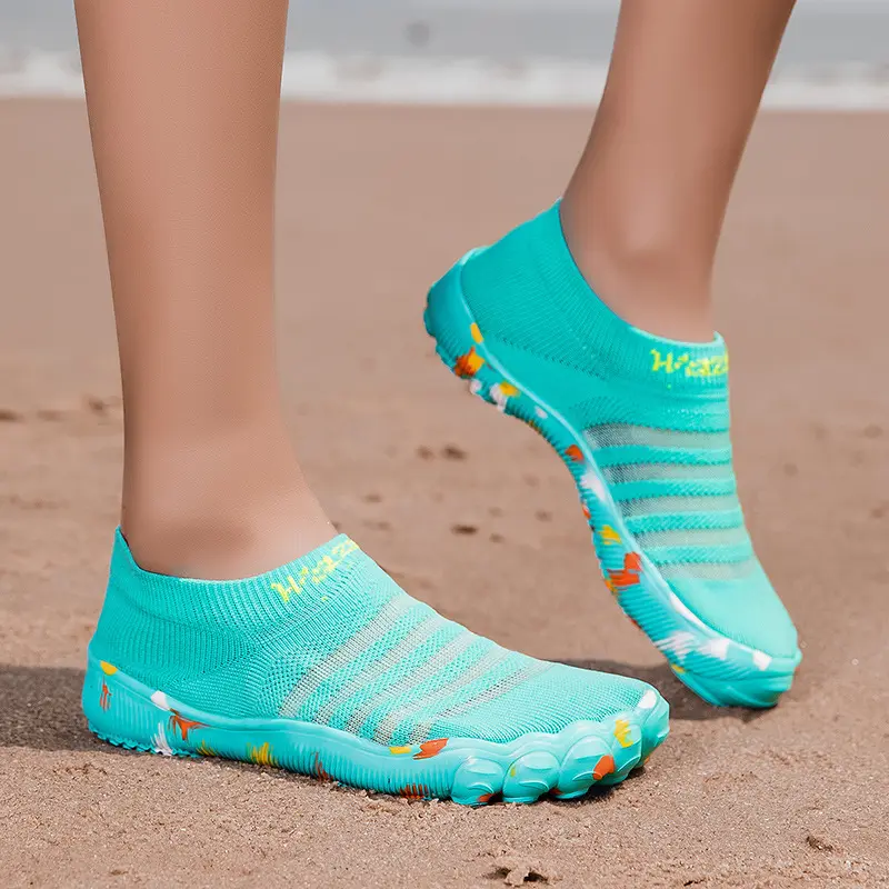 Cross-border beach swimming shoes outdoor creek walking shoes socks shoes men's and women's water parks wading seaside non-slip and anti-cutting skin