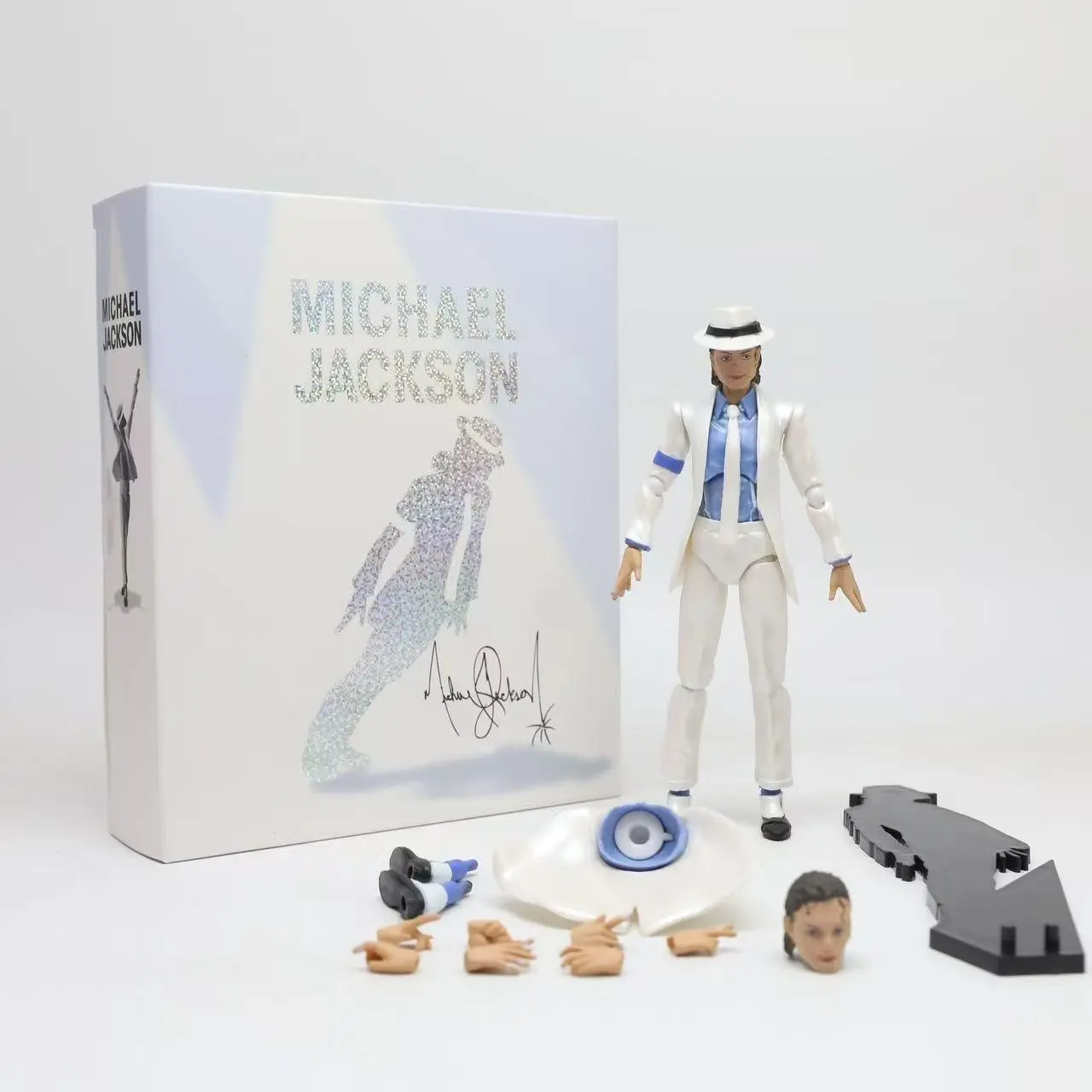 Michael Jackson Moonwalk Handmade Model Figure, Collectible Statue, Detailed Design, Perfect Gift for Fans, High-Quality Craftsmanship