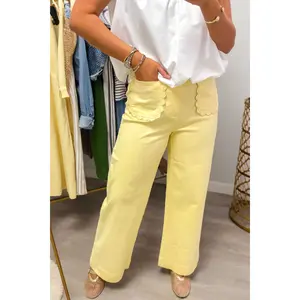 Yellow Solid Color Scalloped Patch Pocket Shift Jeans