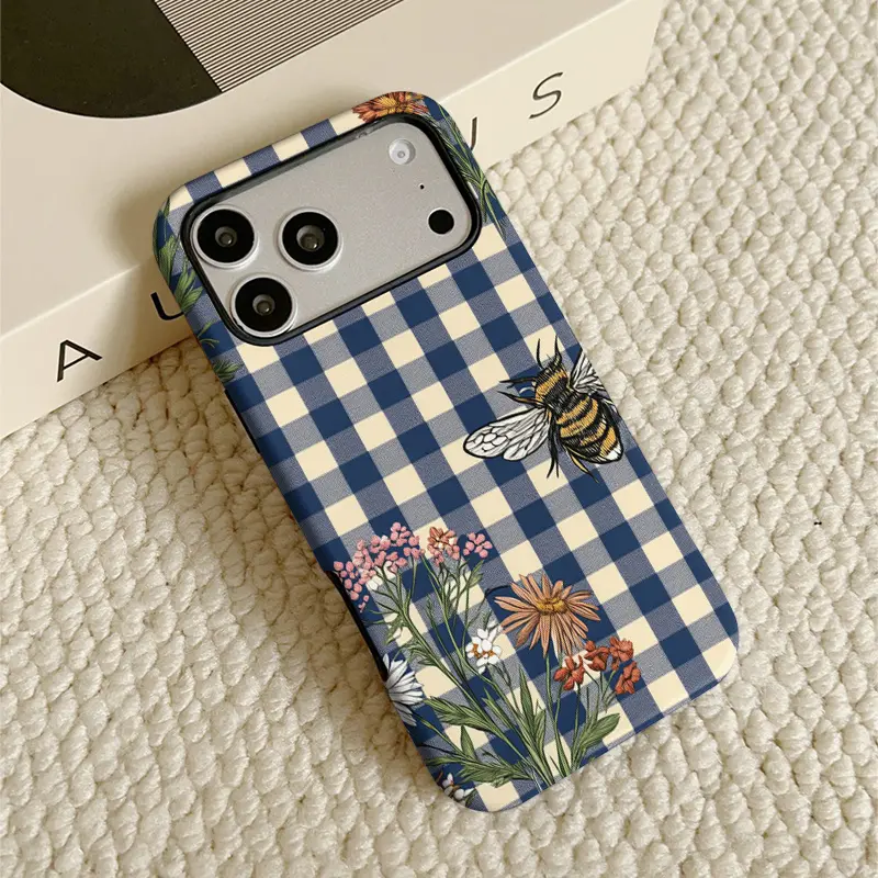 For iPhone 17 16 15 14 13 12 11 X XS Max 17 Air Pro Plus Pro Max Samsung S26 S25 S24 S23 S22 S21 Ultra FE High-End Bright Glossy Anti-Slip Dustproof Navy Blue Plaid Bee Wildflower Film Phone Case Shockproof Hard Cover For Women Girls, Shell, Floral