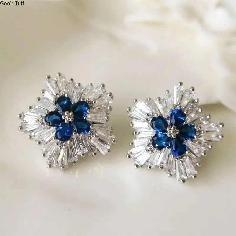 Women's High-End Sweet-Cool Wind Snowflake Zircon Stud Earrings, Taobao Live Stream Recommended, Christmas Creative Gift Jewelry