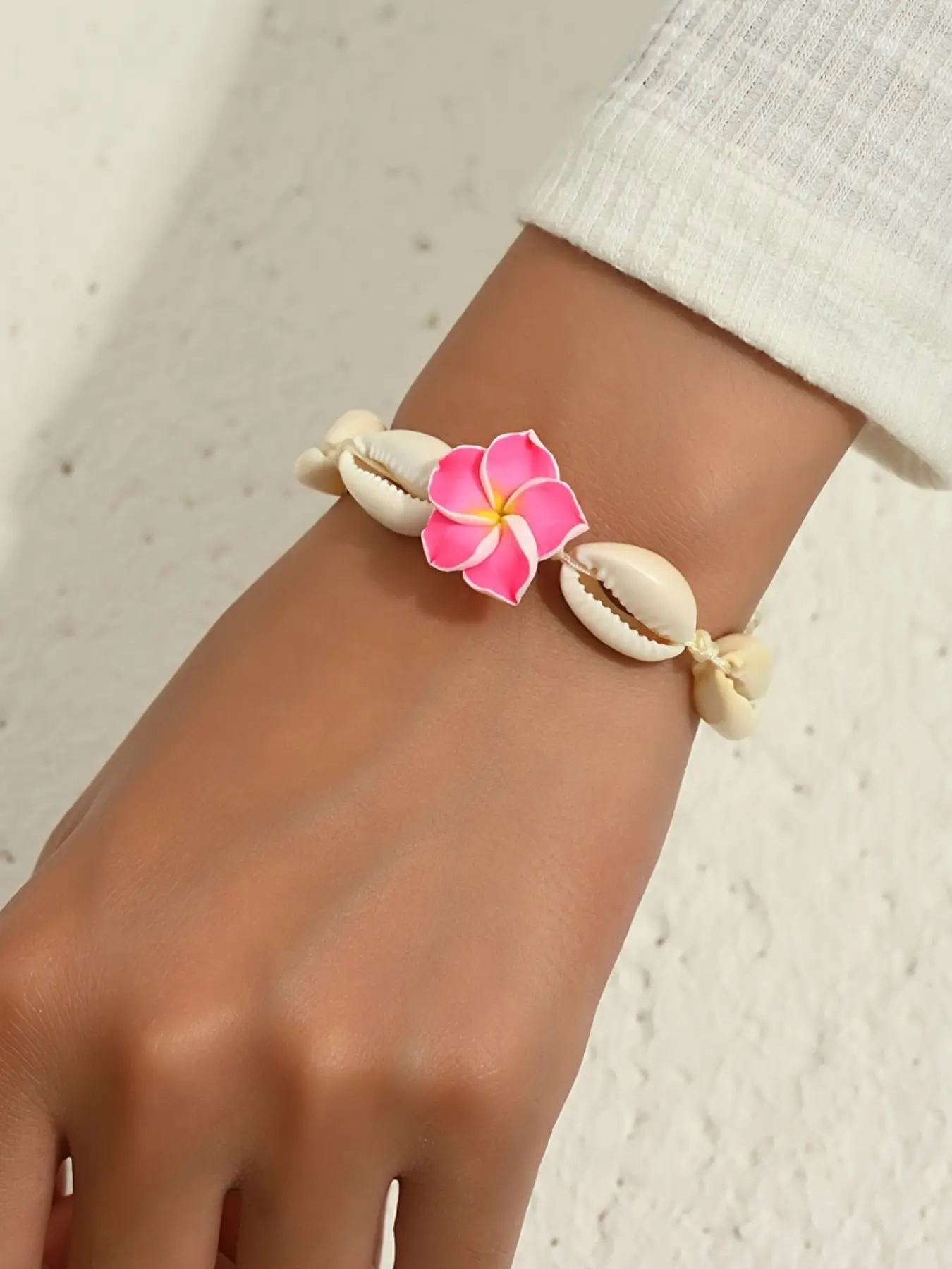 Handmade Shell Orchid Bracelet, Spring Summer Decorative Jewelry, Unique Handcrafted Accessory, Perfect Gift Idea