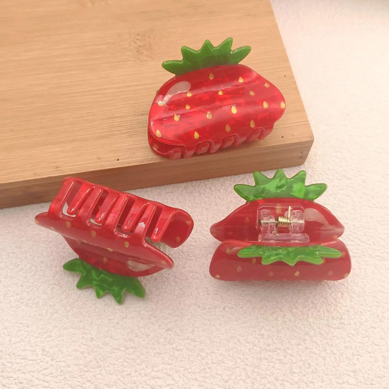 1pc cute little strawberry hair clip mini half updo hair clip fashion ponytail clip female daily holiday party hair accessory