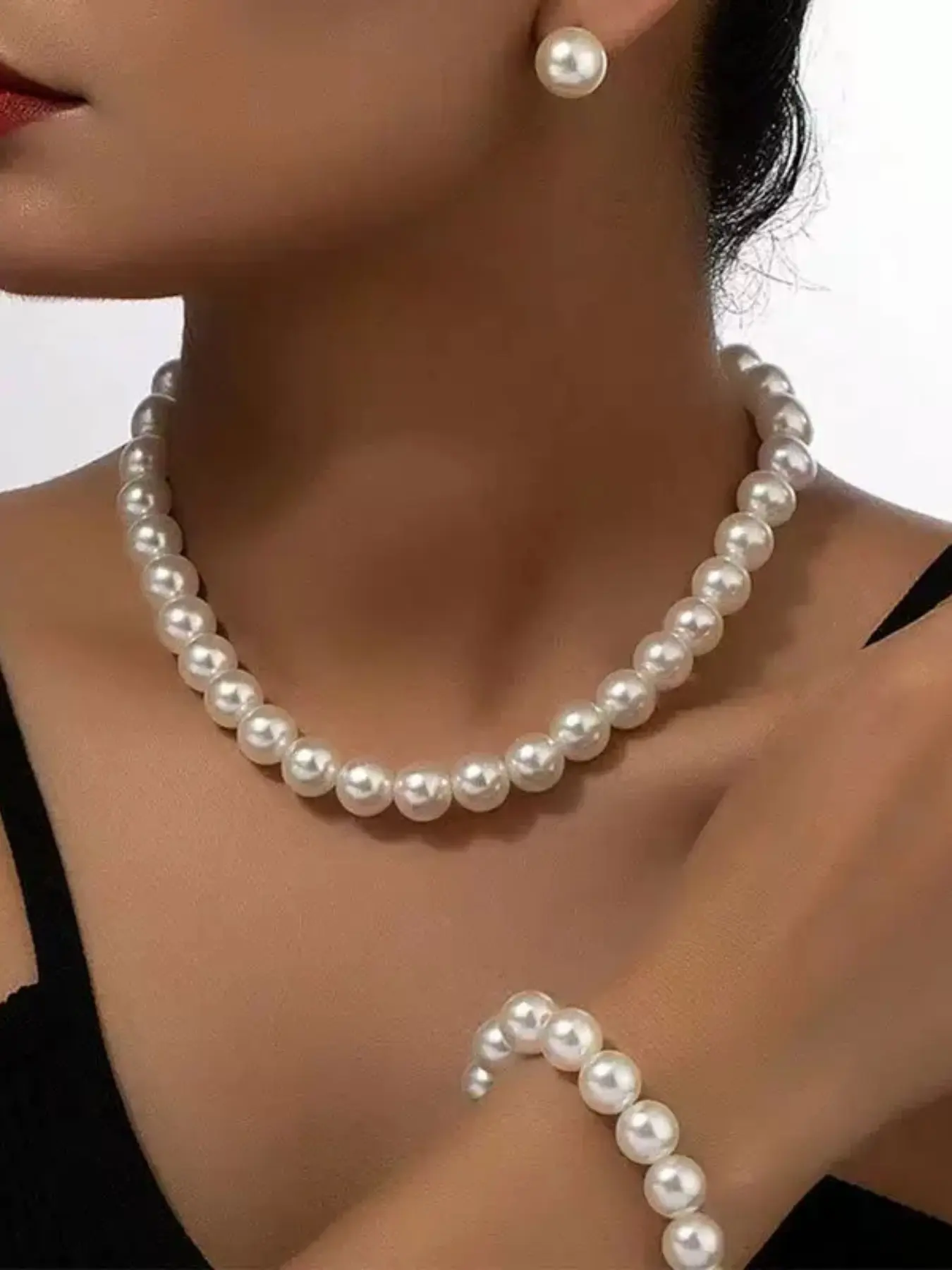 Classic Pearl Jewelry Set, Matching Jewelry Set, Necklace Bracelet Earrings Three Piece Set, Elegant Accessories for Women, Perfect Gift Idea
