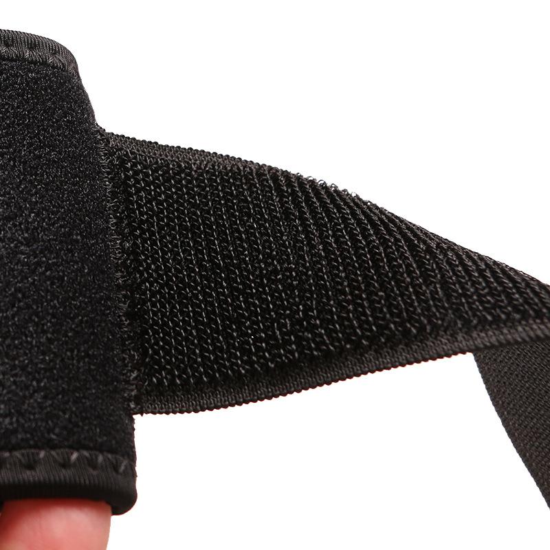 Sports pressurized wrist guard, basketball outdoor fitness riding anti-sprain warm wrist guard, merchant wholesale windproof