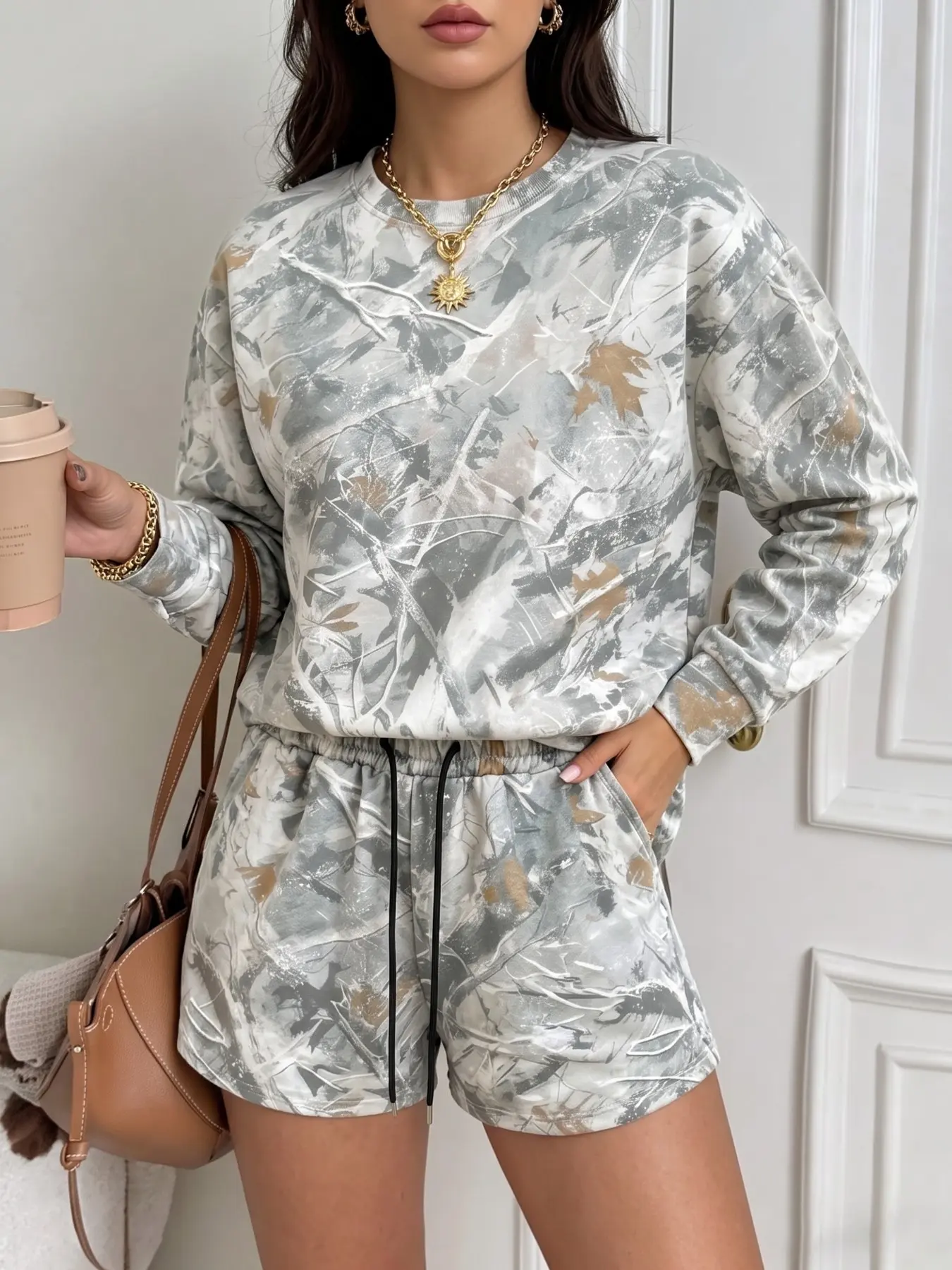 2026 Hot Selling Women Abstract Print 2PCS Loungewear Set, Oversized Crew Neck Sweatshirt and Drawstring Shorts, Casual Loose Fit Co-ord Outfit For Y2K Street Daily Vacation Baddie Grunge Outfits