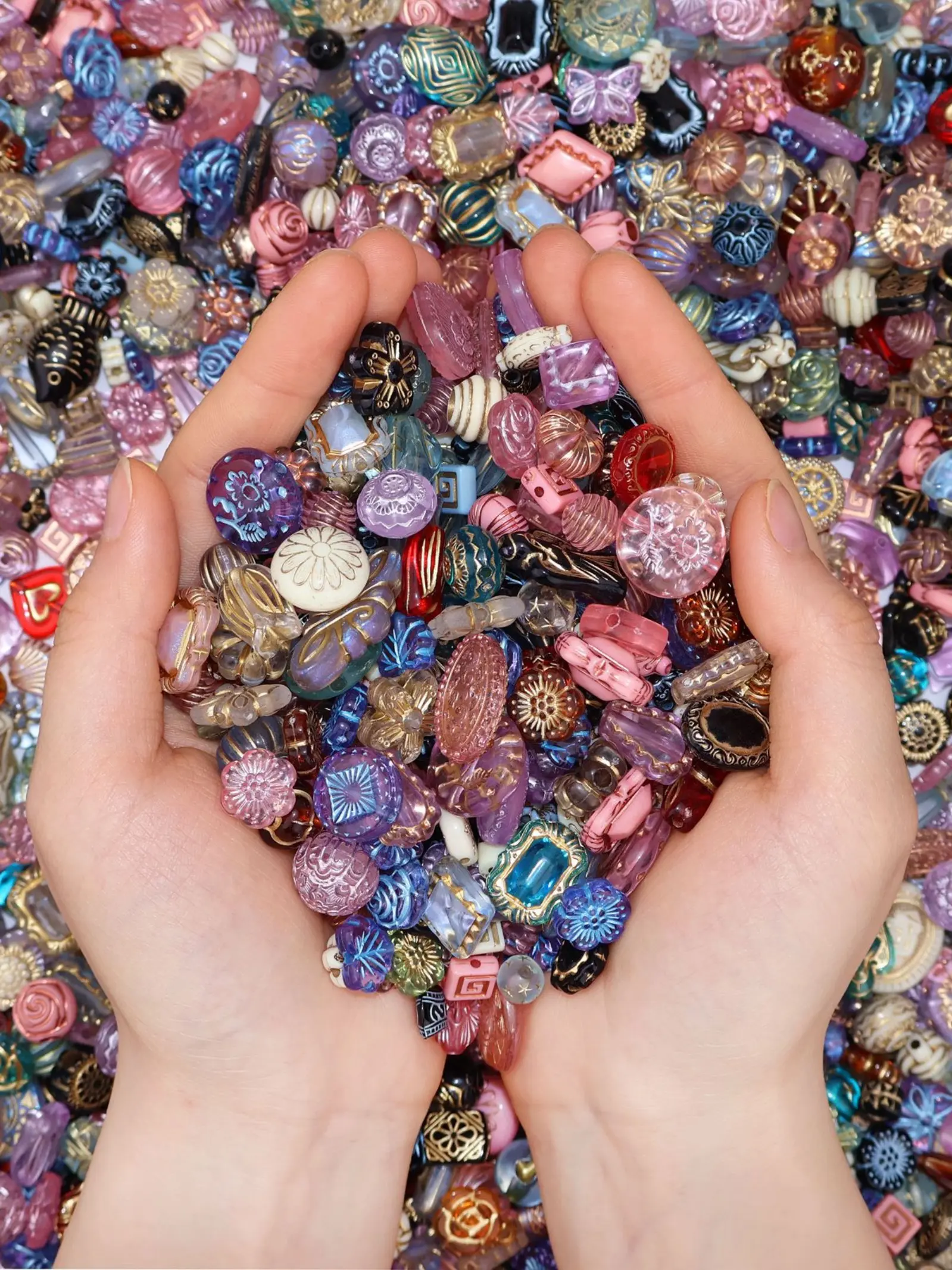 Vintage Acrylic Baroque Beads, Luxurious Shiny Czech Style, DIY Accessories & Phone Charms, Smooth Glossy Texture, Versatile Design