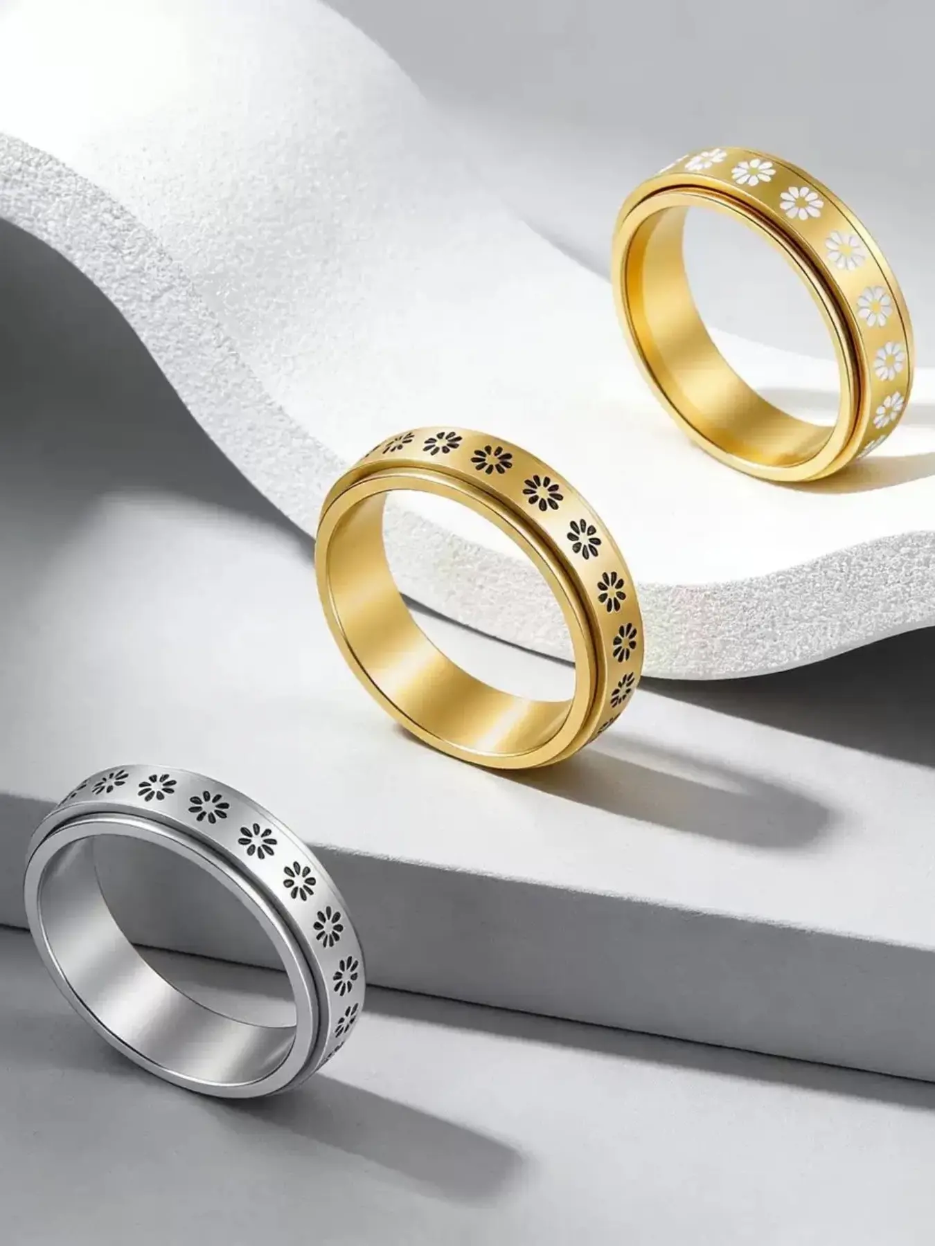 Rotating Stress Relief Titanium Ring, Smooth Outer Circle, Anxiety Relief, Unisex, Casual & Commute Friendly, Gift Box Included