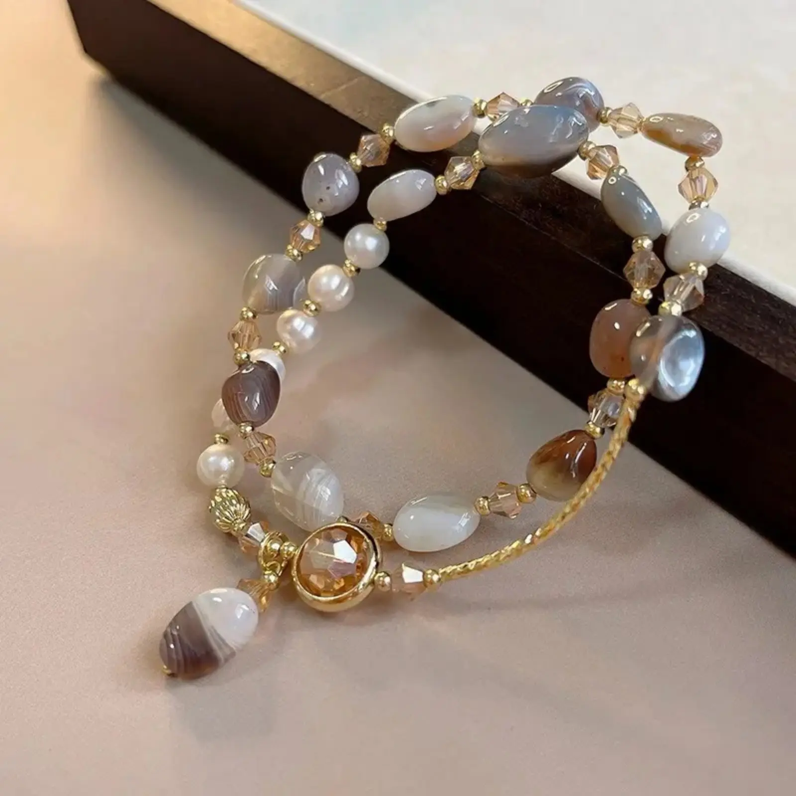 Women's Minimalist Dainty Round Shell Pearl Layered Bracelet, Adjustable Band Stackable Costume Jewelry, Elegant Accessory For Daily Wear & Gifting tiktokshopbacktoschool