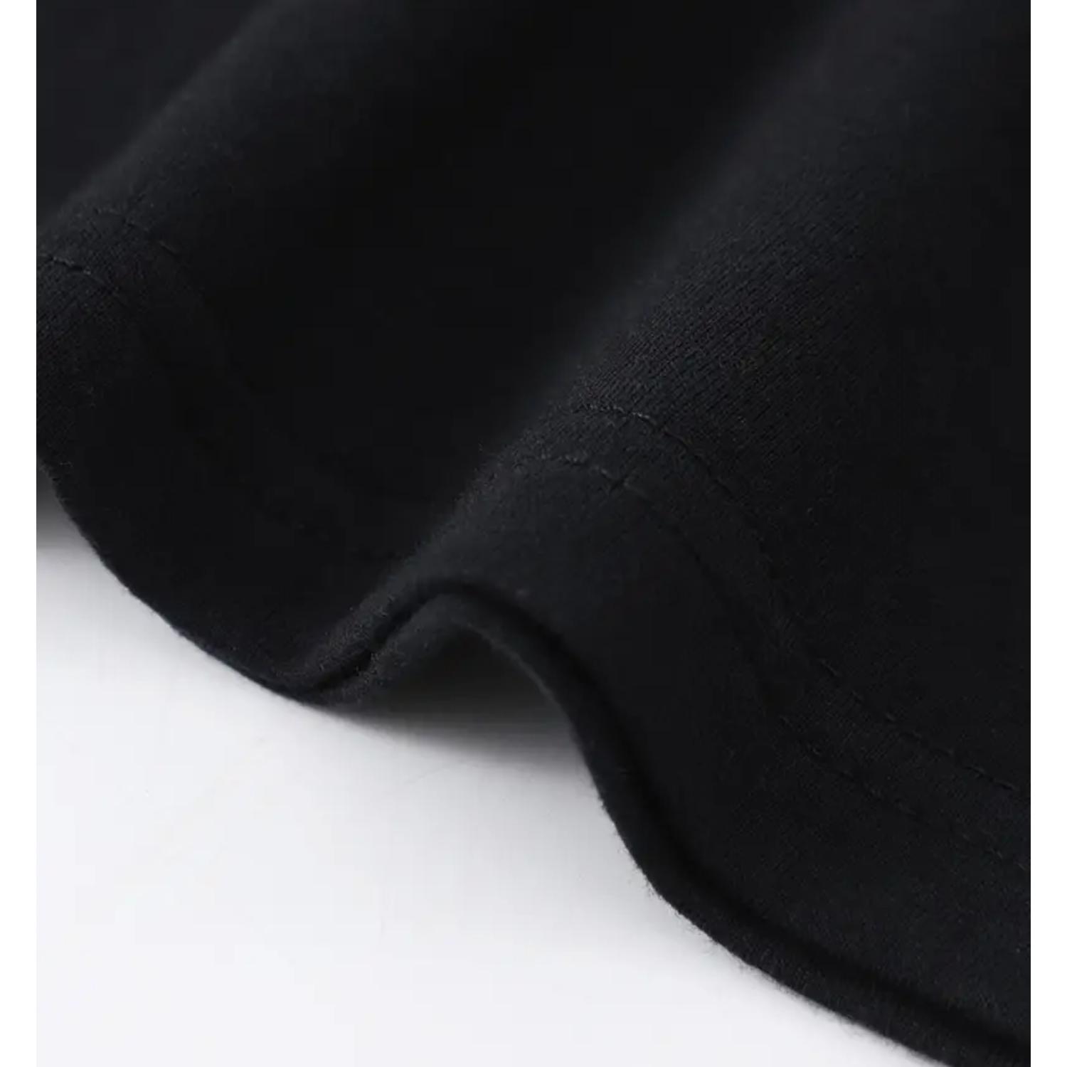 Scott Pilgrim vs.The World vintage graphic T-shirt, stylish heavy cotton, music-inspired men's T-shirt, is the perfect gift for fans