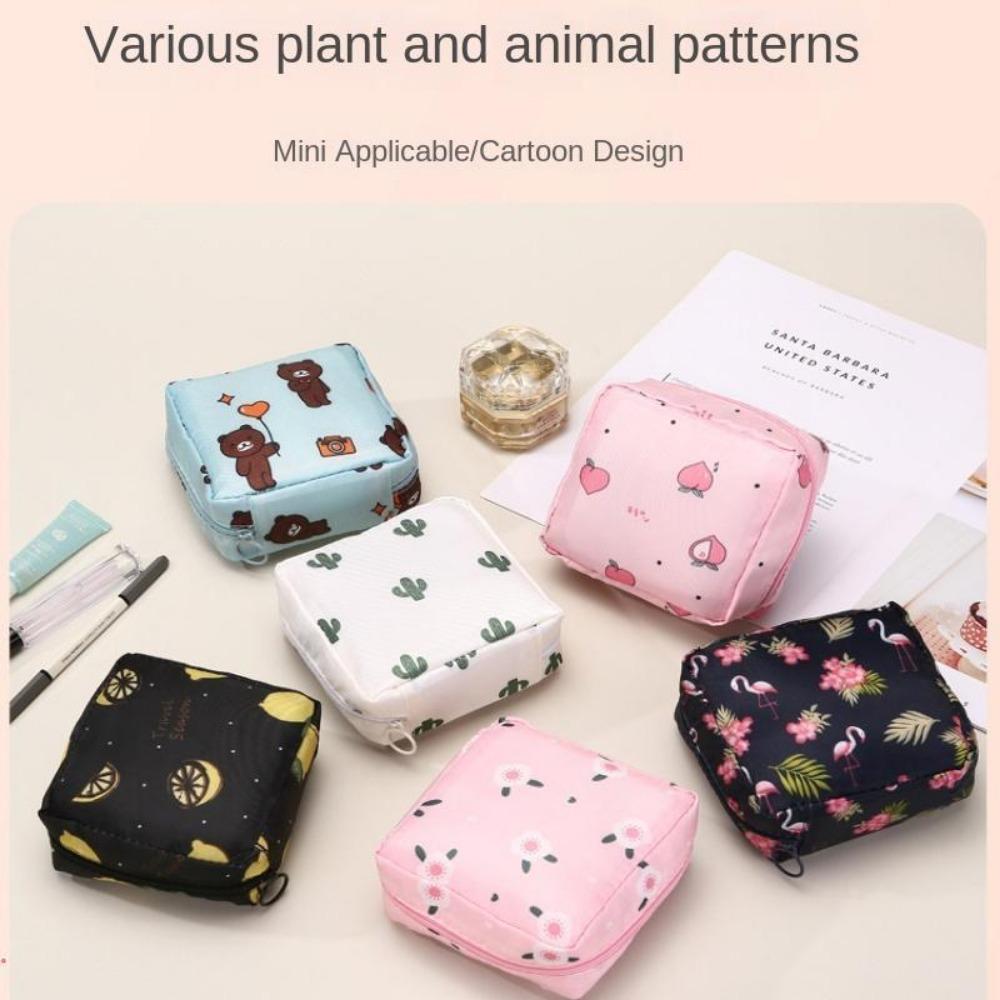 Cartoon Pattern Sanitary Napkin Storage Bag, 1 Count Portable Zipper Sanitary Napkin Storage Bag, Small Storage Bag for Outdoor Travel, Organiser, Storage Organizer Bag, Space Saving Bags
