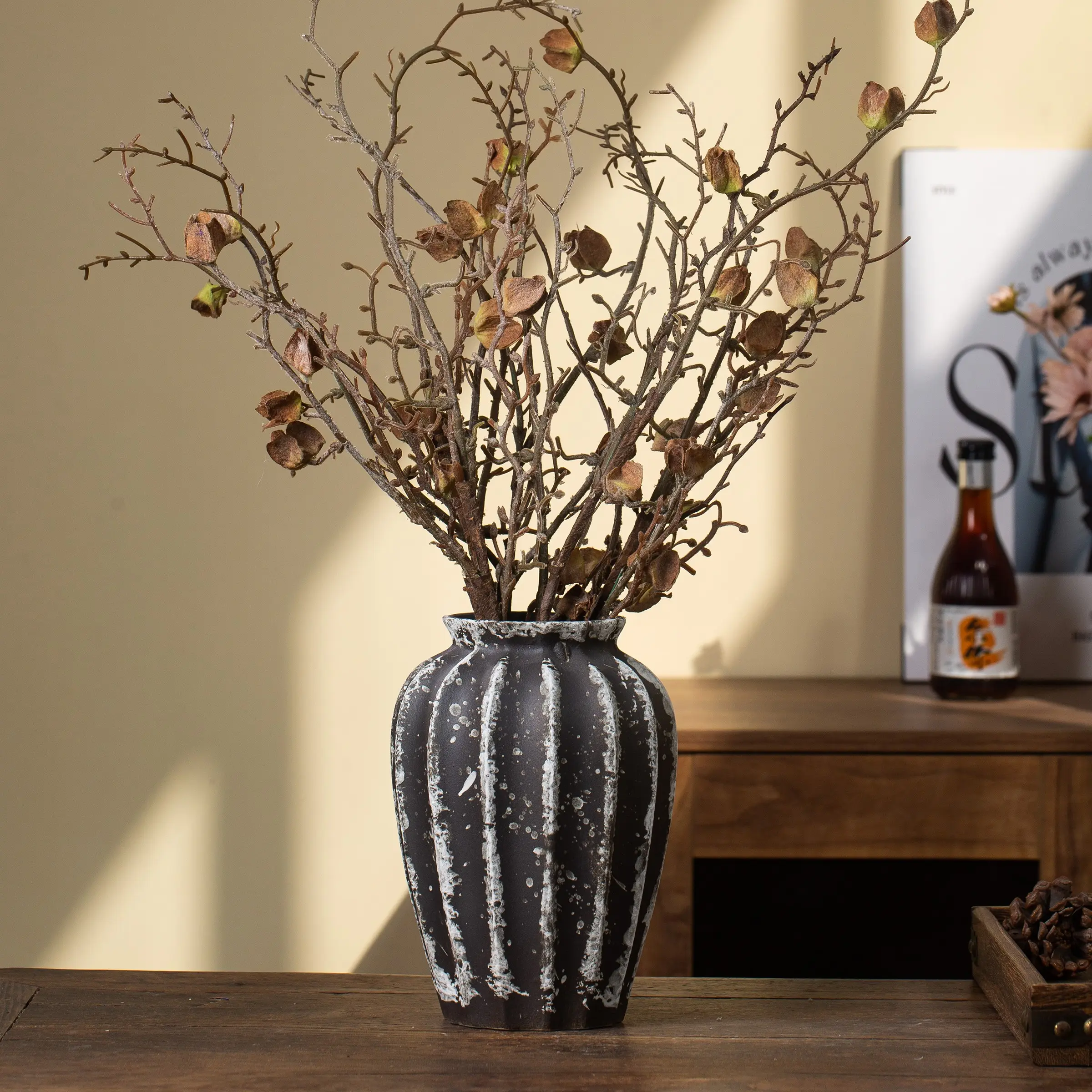 Wabi-Sabi Style Handmade Ceramic Vase, Jingdezhen Artisanal Pottery, Vintage Coarse Clay Flower Arrangement, Hotel and Guesthouse Decor