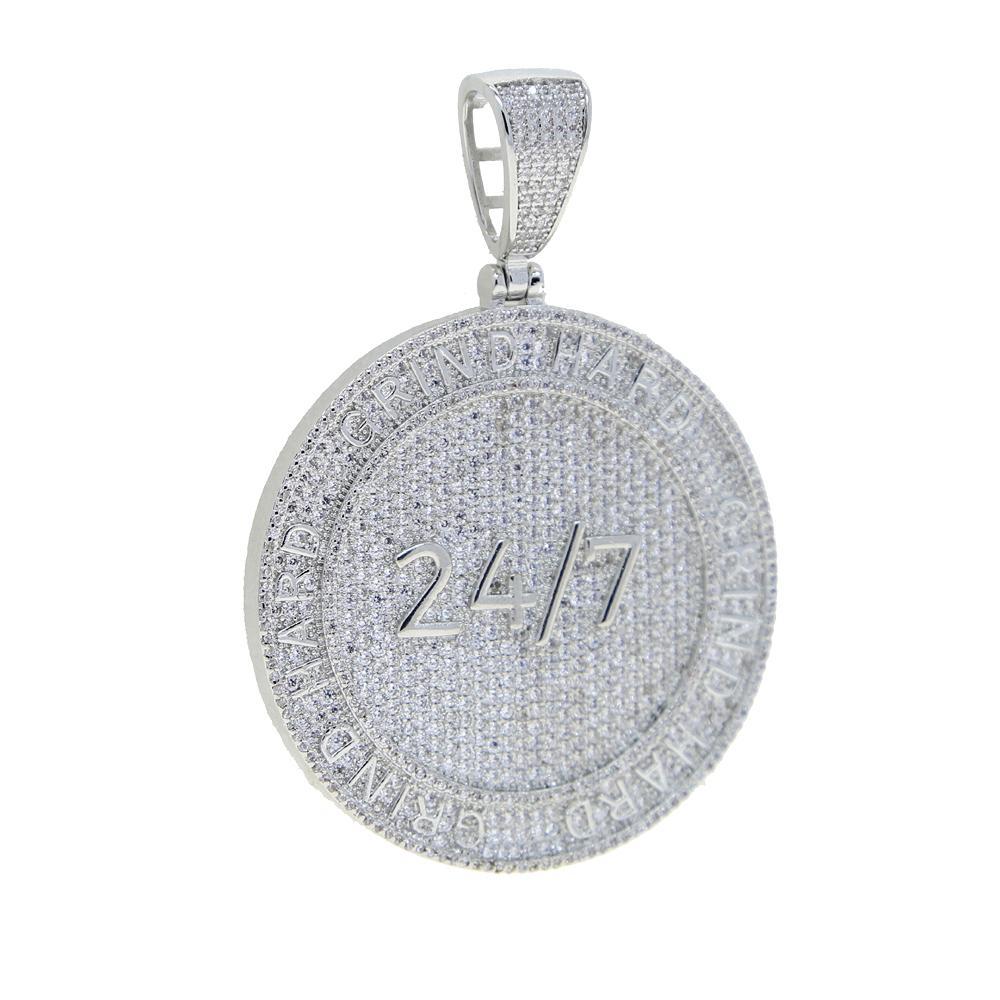 2025 New Iced Out Bling Round Letter Pendant Necklace Full Paved 5A CZ Cubic Zirconia Badge Charm Fashion Hip Hop Men Jewelry