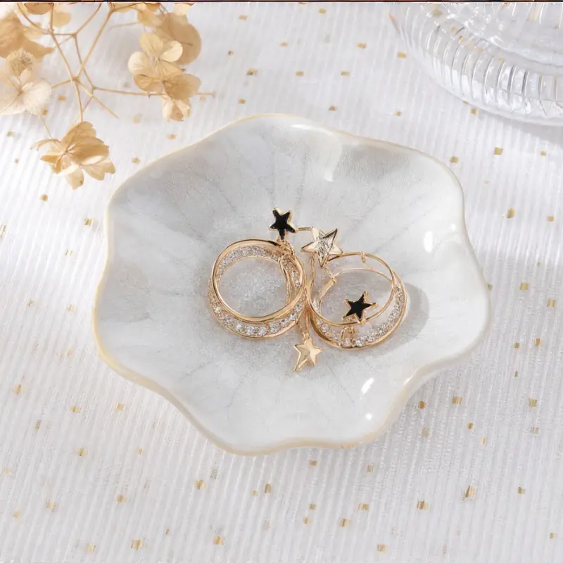 Ceramic jewelry tray, ring holder, small decorative plate