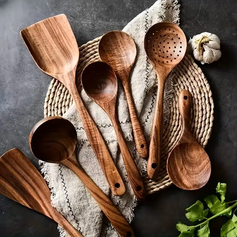 7-Piece Natural Wood Kitchen Utensil Set, Ergonomic Handles, Heat Resistant, Includes Spoons, Pans, Ideal for Induction Cookers