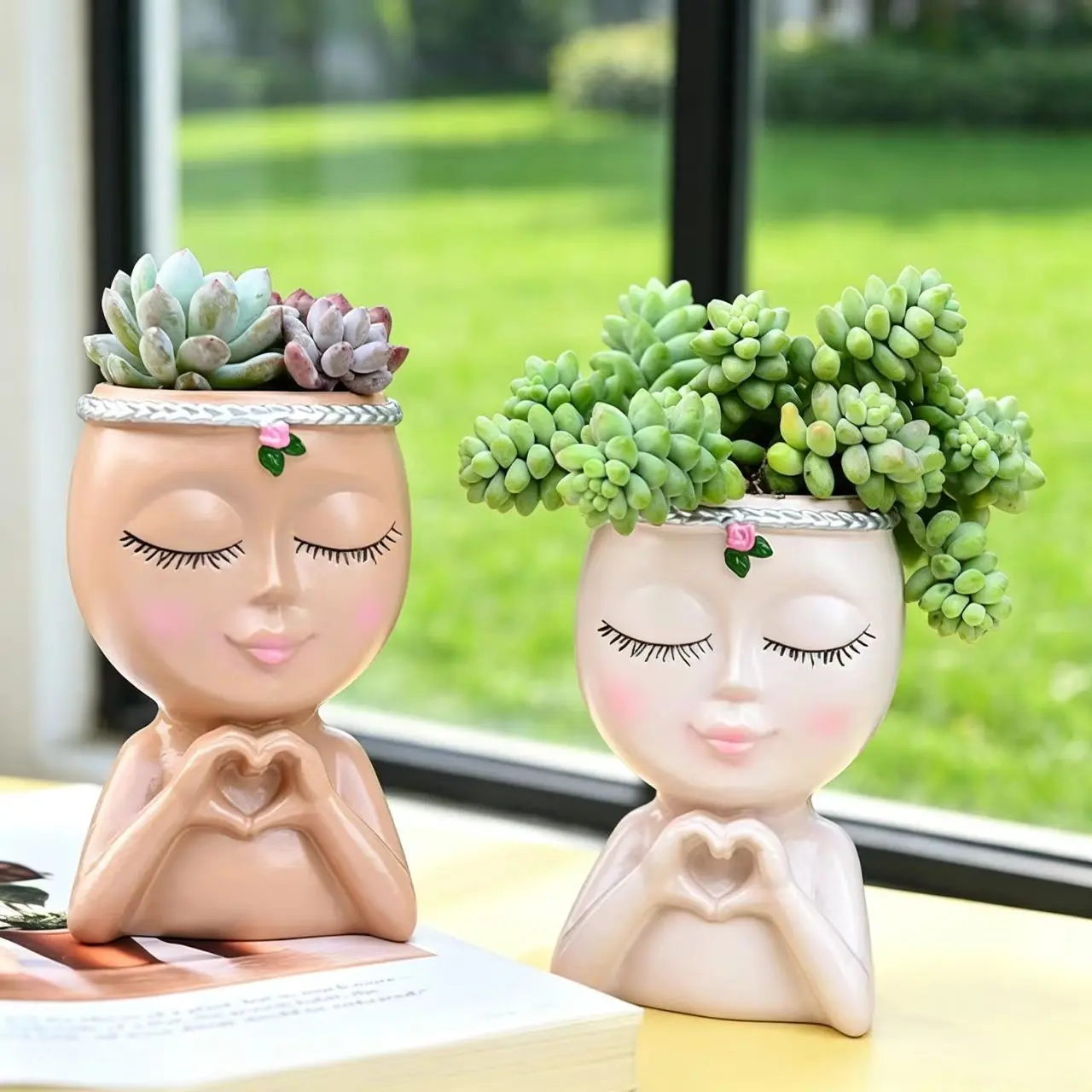 Resin Simple Creative Vase, Ideal for Outdoor Garden or Indoor Decoration, Plant Storage, Home Makeup Organizer, Office Pen Holder, Decorative Vases for Home Decor