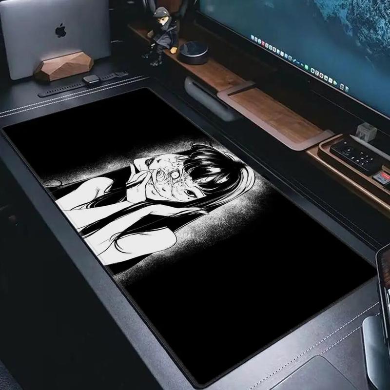 'Black and white Mouse Pad Cute HD branco Desk Pad Extended Gaming Keyboard Mats Large XXL Gamer Collage Horror Anime Mousepad'