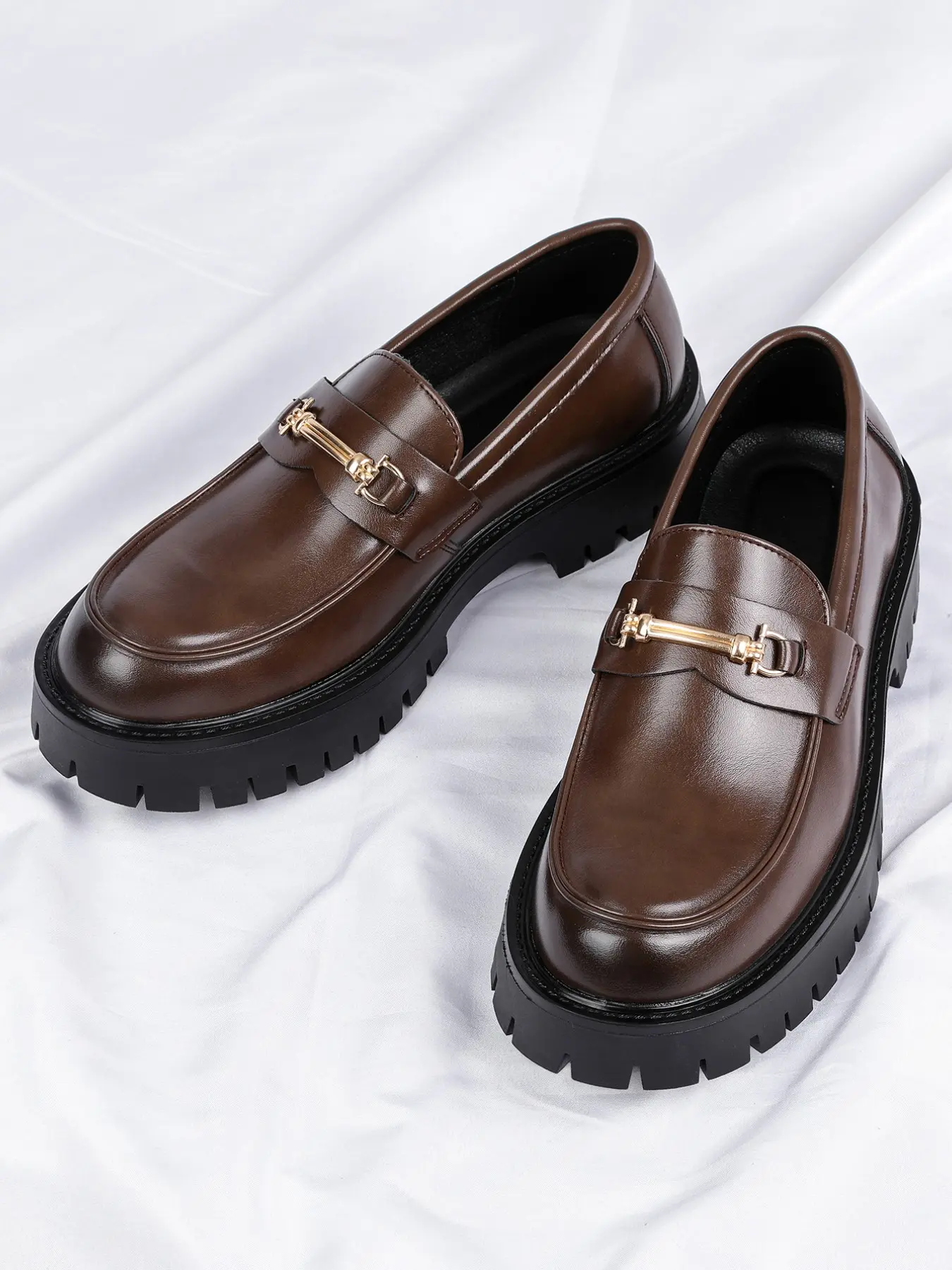Men's Thick Sole Loafers, Metal Accents, Anti-Slip, Comfortable Insoles, British Vintage Style, Slip-On, Ideal for Work, School, Casual Wear