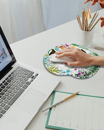 Ergonomic Cat Mouse Pad with Wrist Rest, Gaming Mouse Pad with Wrist Support, Funny Mouse Pad for Desk, Computer Mousepad with Non-Slip Pain Relief PU Base, Cute Office Desk Accessory