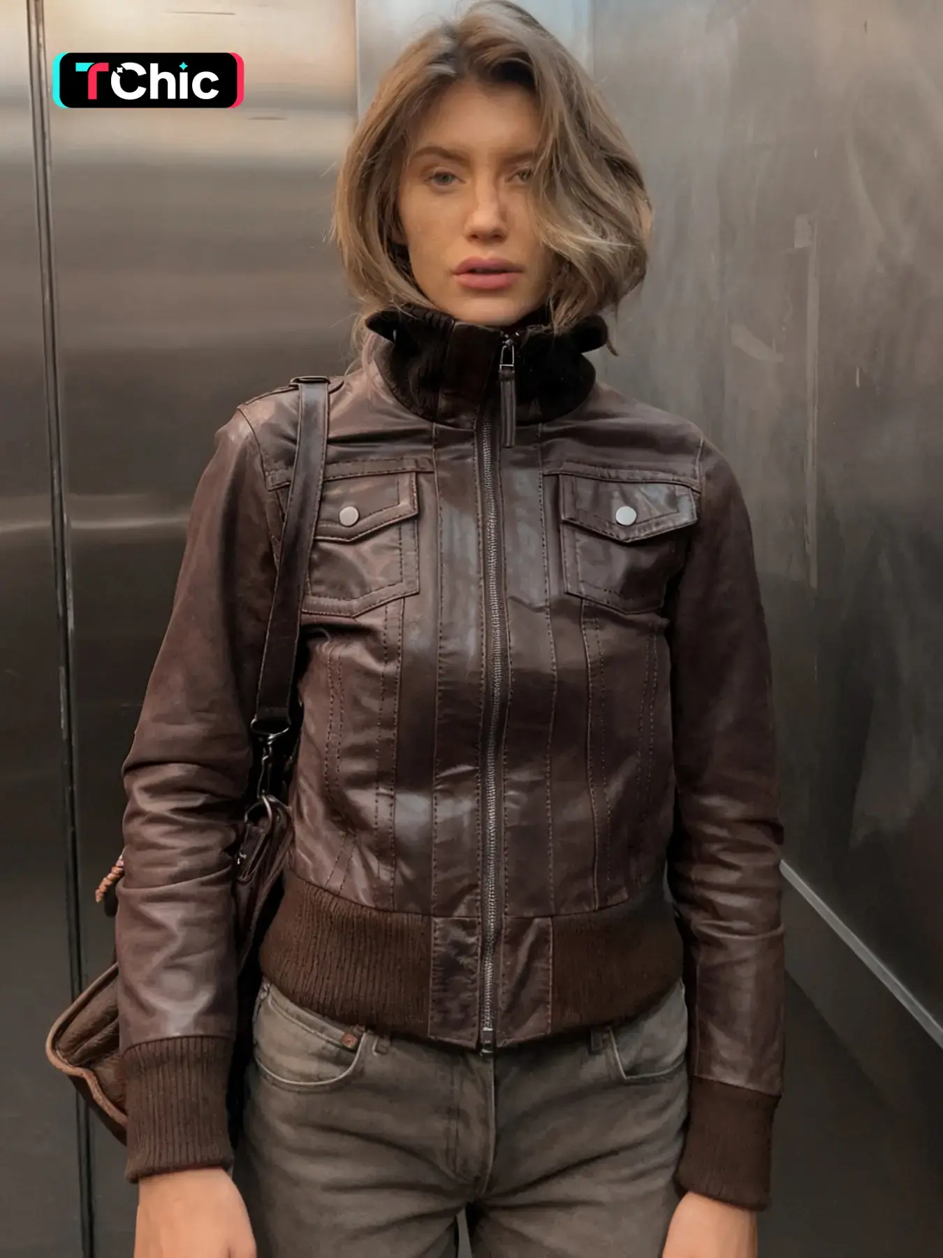 Women's High Neck Turtleneck Zipper Leather Jacket, Long Sleeve Loose Fit Coat, Basic Fall & Winter Casual Street Style Motorcycle Windbreaker Outerwear Casual Fashionable Outerwear