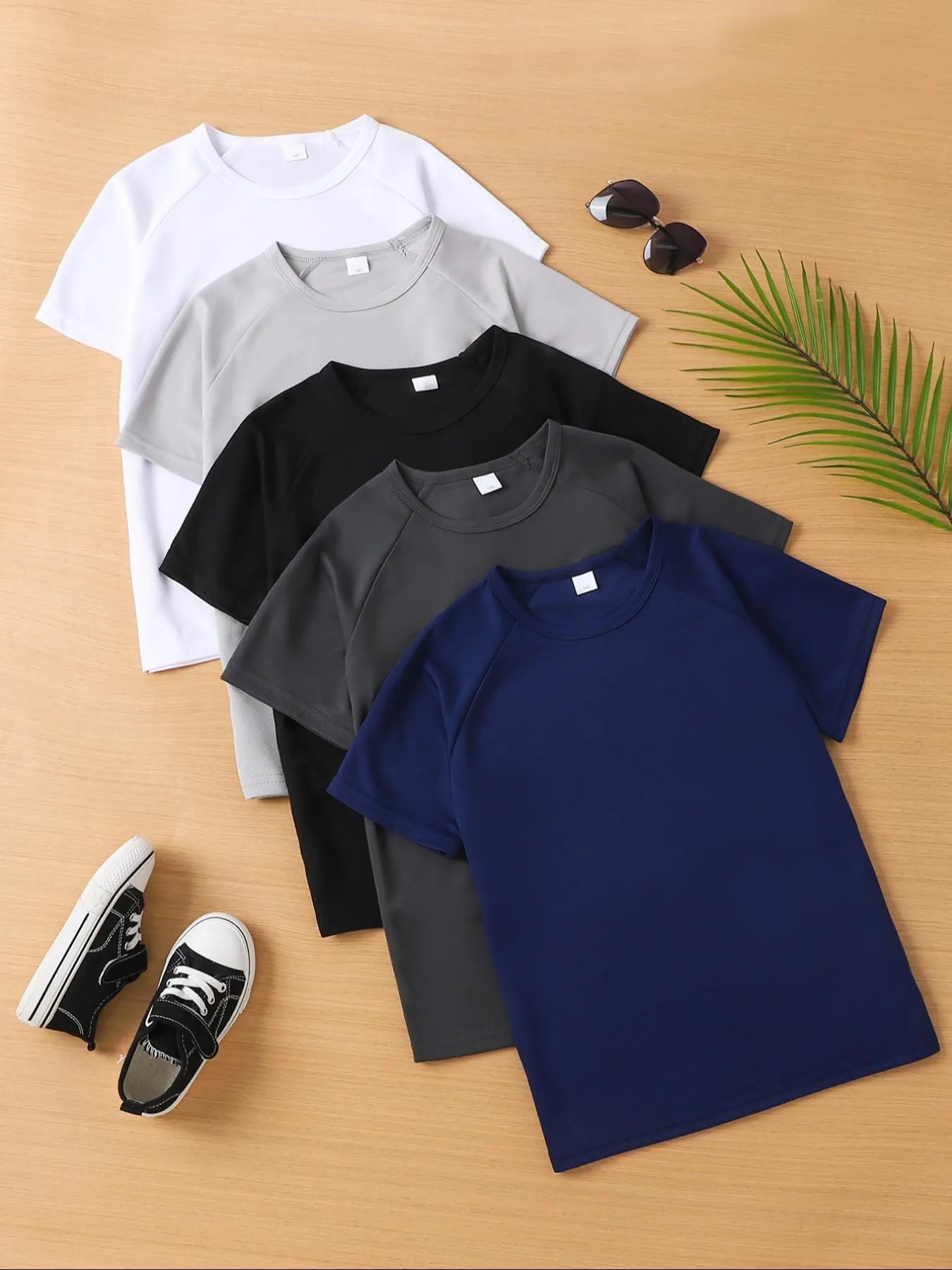5pcs Boys' Summer Short Sleeve T-Shirts - Clothes Kids Fashion T Shirt Casual Round Neck, Solid Colors in Polyester, Machine Washable - Perfect for Everyday & Sports Wear