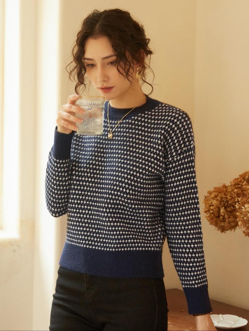 Women's Random All Over Print Contrast Binding Sweater, Classic Pullover, Casual Long Sleeve Round Neck Jumper for Fall & Winter, Fashion Ladies' Knitwear for Daily Wear