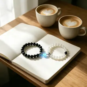 1-Best-selling in Europe and America, frosted glass bead luminous heart magnetic clasp bracelet for couples and friends, gift