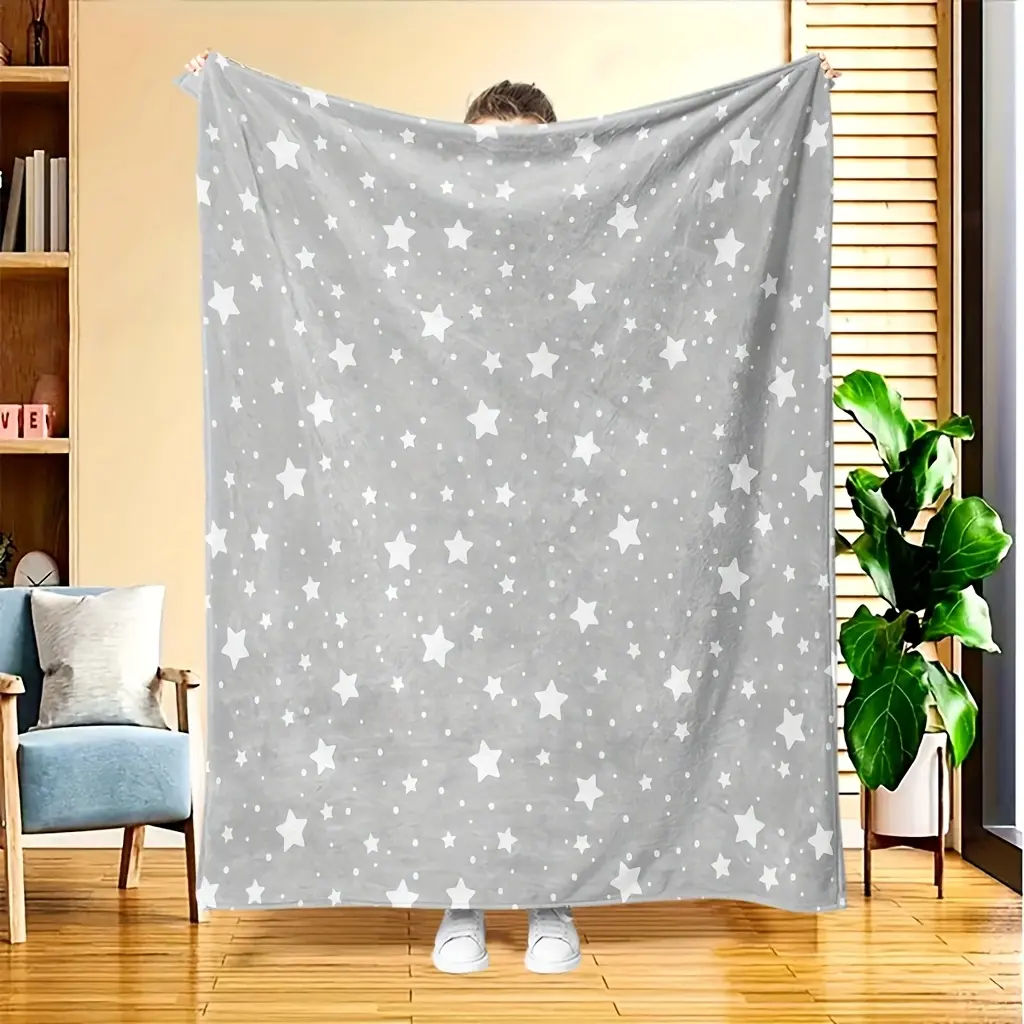Cozy Star Pattern Fleece Blanket, Perfect Gift, Soft Breathable 100% Polyester, All-Season Use!