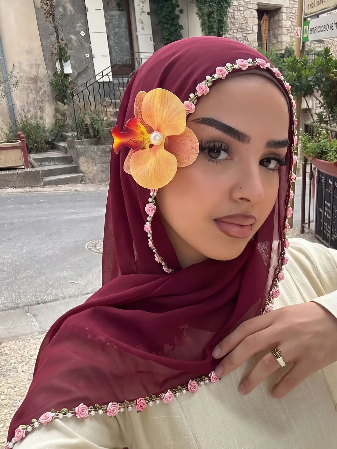Women's Chiffon Rhinestone Embroidered Long Scarf, 70x170cm Summer Elegant Fashion Hijab For Muslim, Daily Beach Vacation Sun Protection Lightweight Breathable Shawl