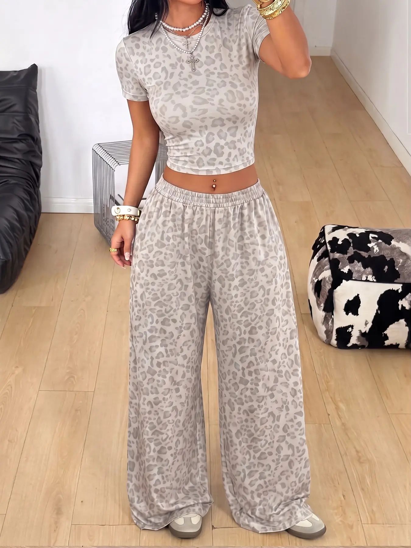 Stretchy Breathable Soft Skin-friendly Fabric Daily Casual/Loungewear/Y2K Streetwear Grey Leopard Print Short Sleeve Crop Top Elastic High Waist Wide Leg Trousers Loose Fit Women Matching Two Piece Outfit For Vacation Travel Daily Lounge Outdoor Wear