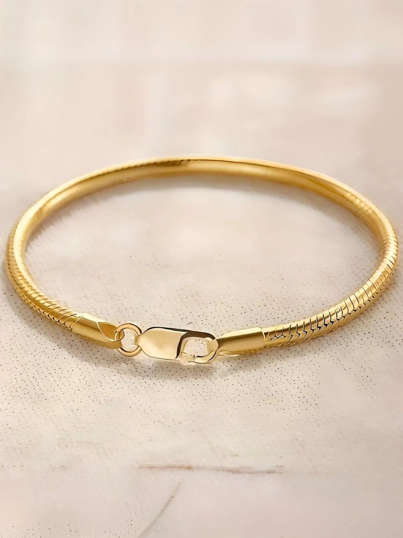 Unisex Snake Bone Bracelet, Exquisite Bracelet, Perfect Gift for Valentine's Day and Mother's Day, Elegant and Luxurious Choice