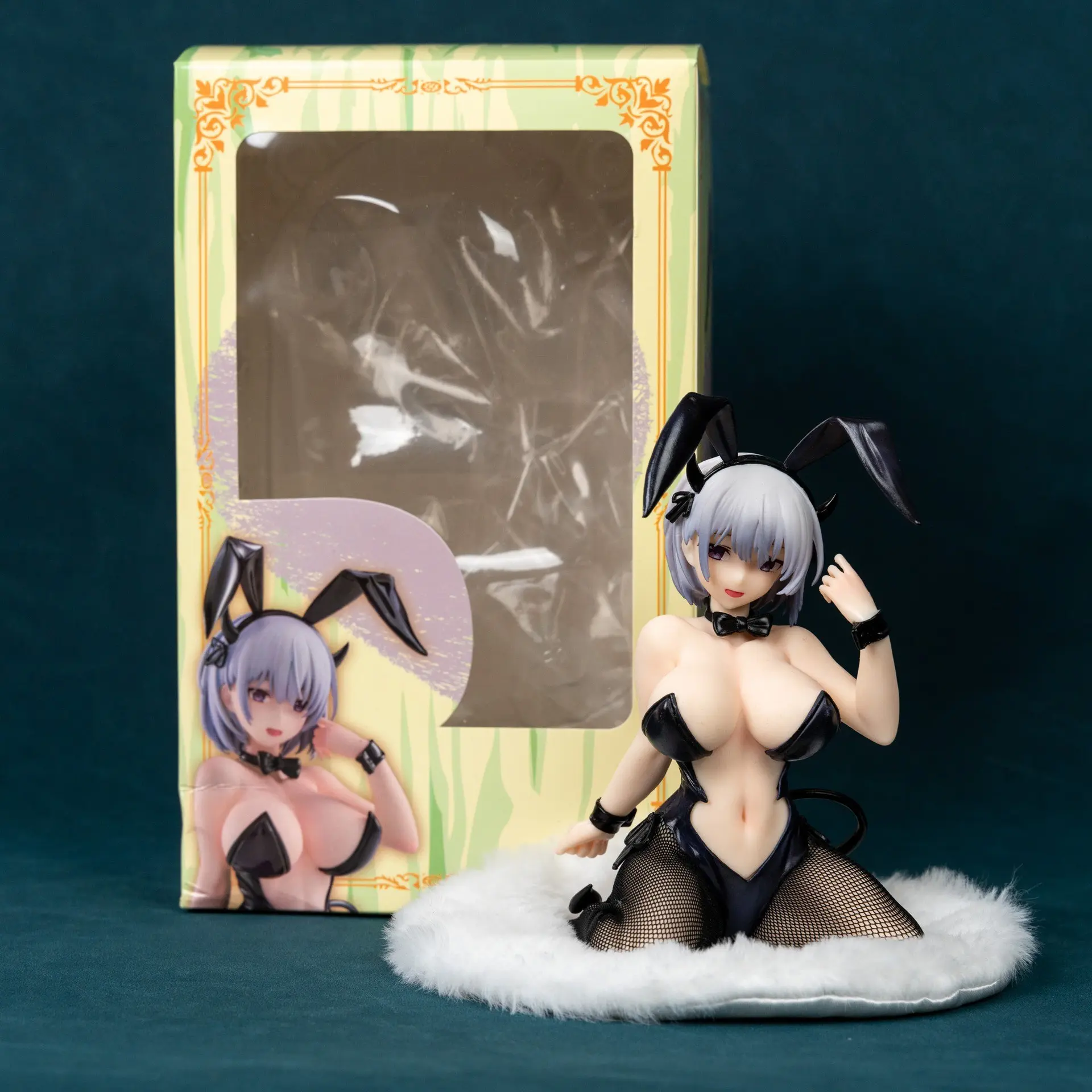Cute Anime Girl Figure, Kneeling Bunny Girl Handmade Model, Collectible Decoration Piece, Ideal Gift for Fans of Japanese Culture