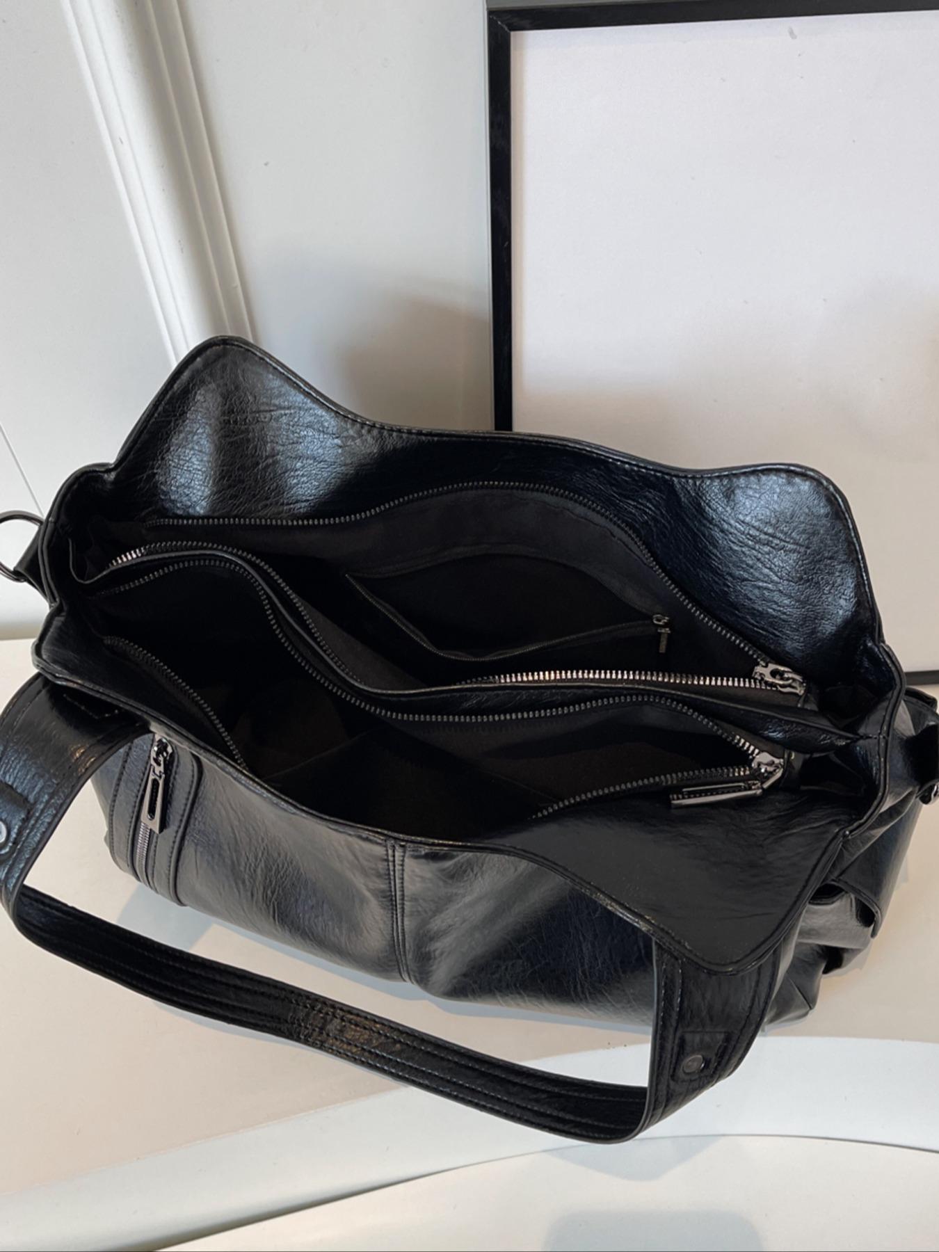 Women's Punk-Style Rivet-Decoration Handbag, Large-Capacity for Fall & Winter Daily Use, Casual Trendy Commuter Bag, Fashionable Shopping Bag for Gifts, Hobo Crossbody Bags